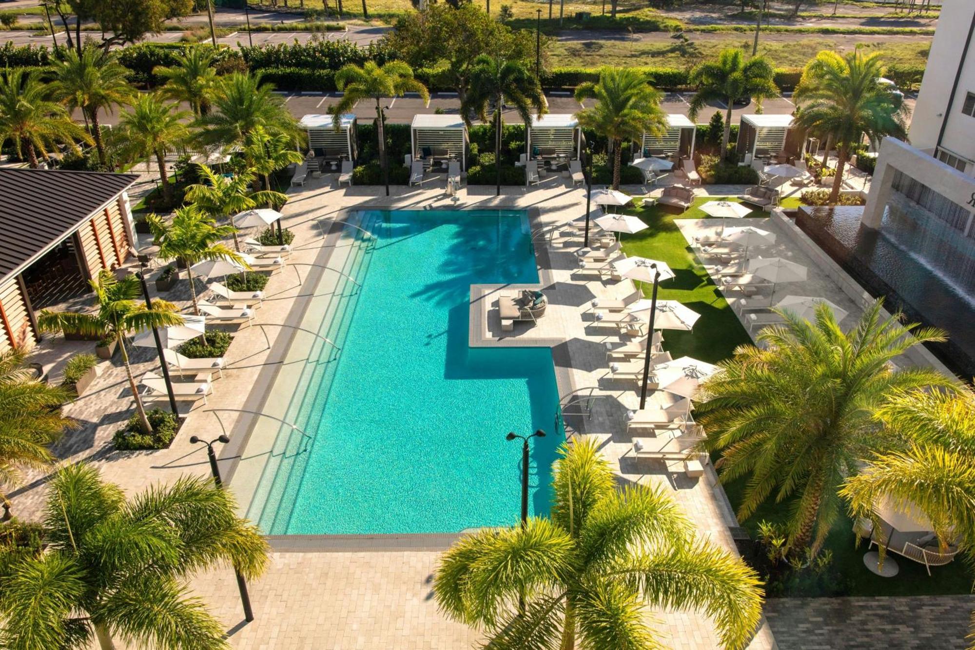 Hotel Renaissance 4*