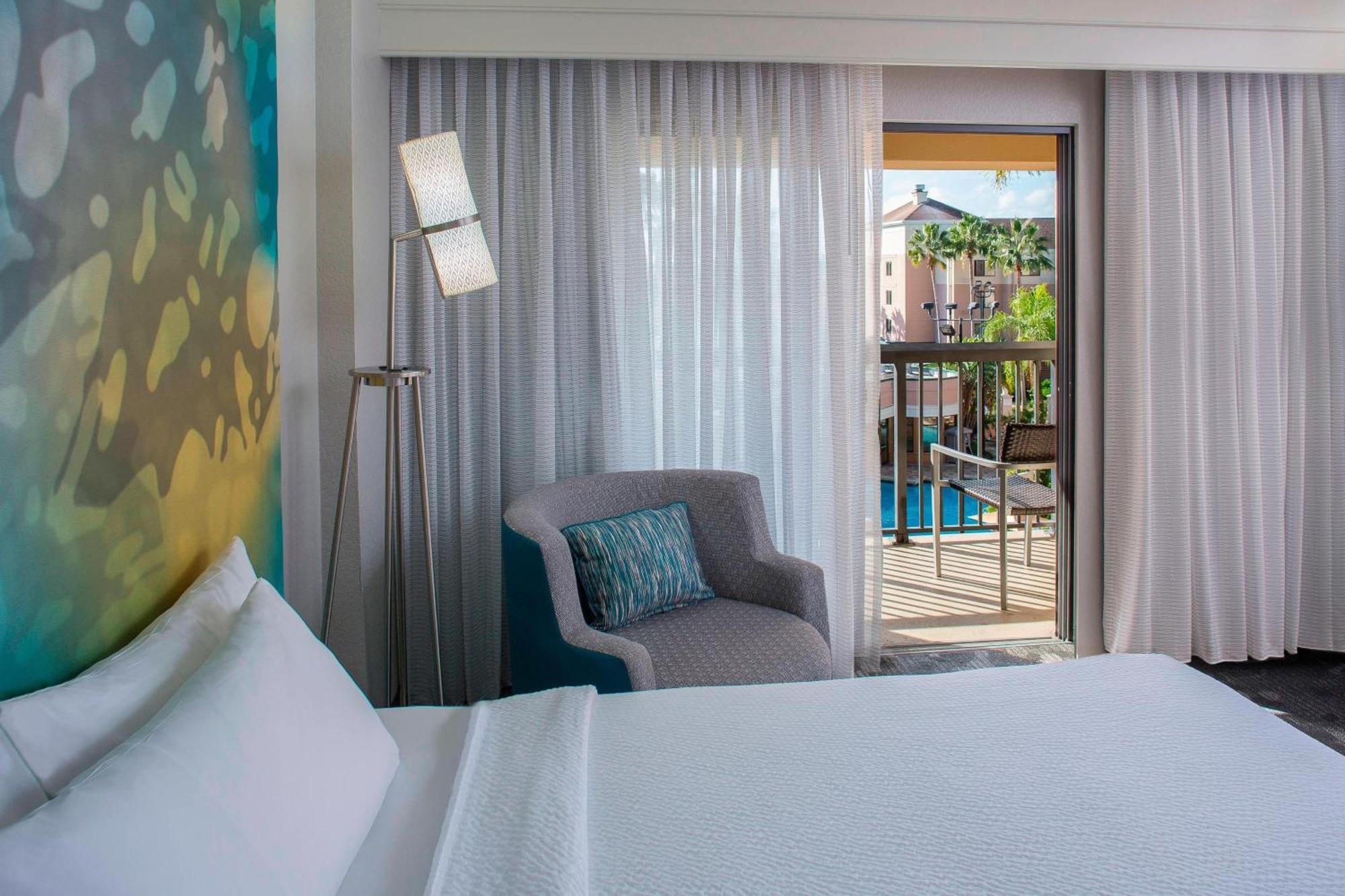 Courtyard By Marriott Orlando Buena Vista In The Marriott Village 3*