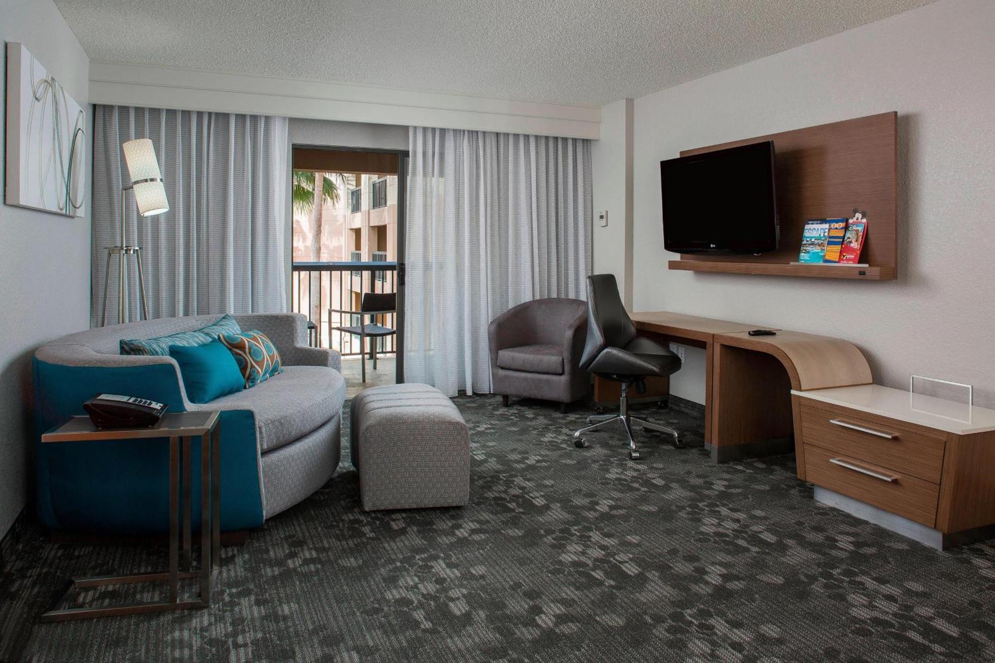 Courtyard By Marriott Orlando Buena Vista In The Marriott Village Hotel