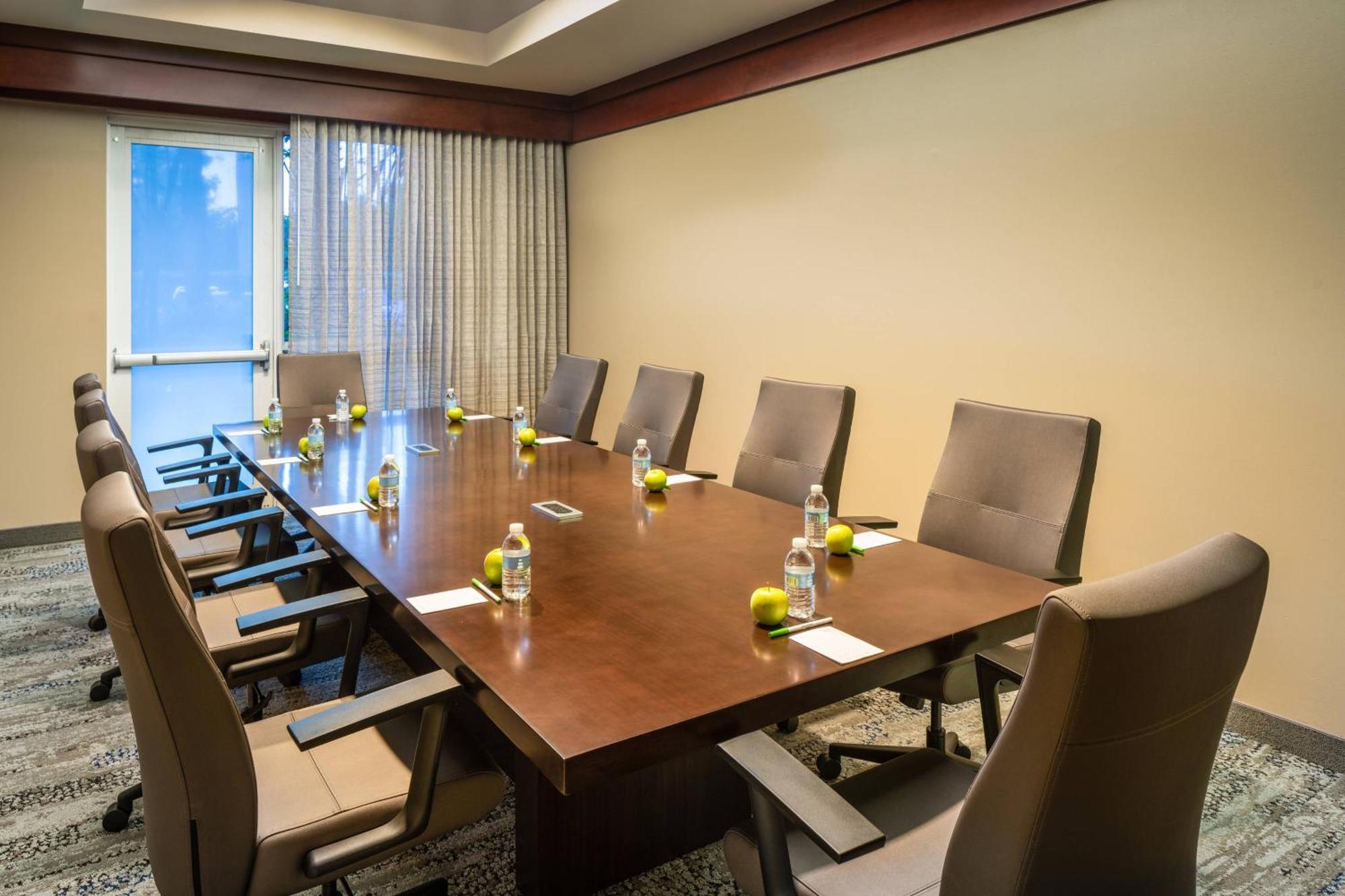 Courtyard By Marriott Lauderdale Airport & Cruise Port Hotel Dania Beach