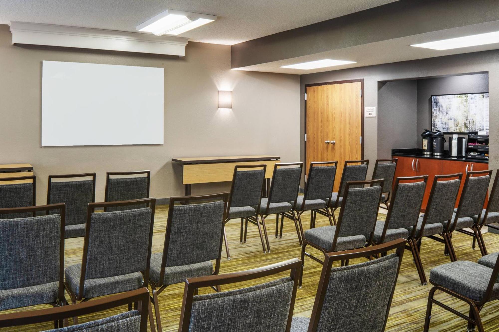Courtyard By Marriott At The Mayo Clinic Campus/beaches Hotel Jacksonville