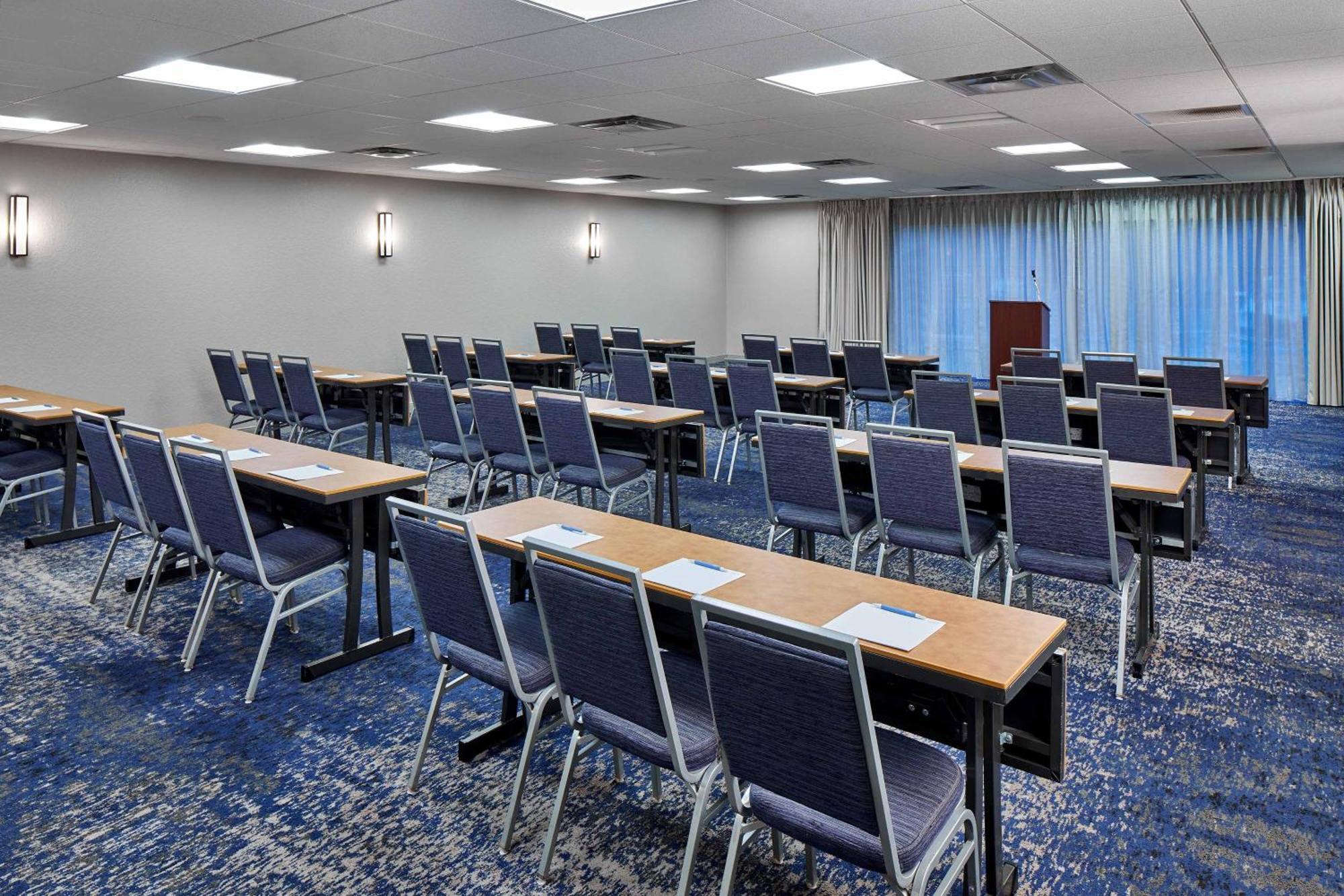 Four Points By Sheraton Downtown Hotel Tallahassee