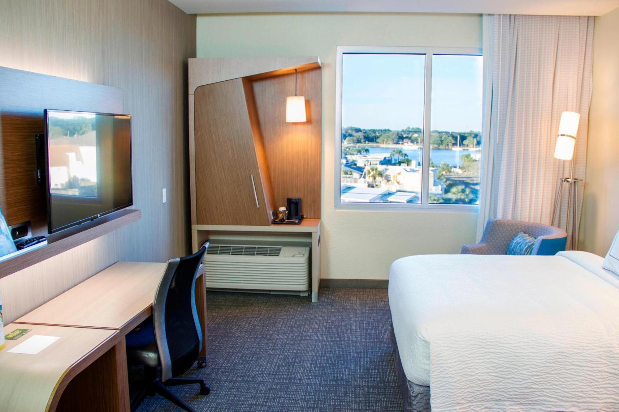 Courtyard By Marriott Walton Beach-west Destin Hotel Fort Walton Beach