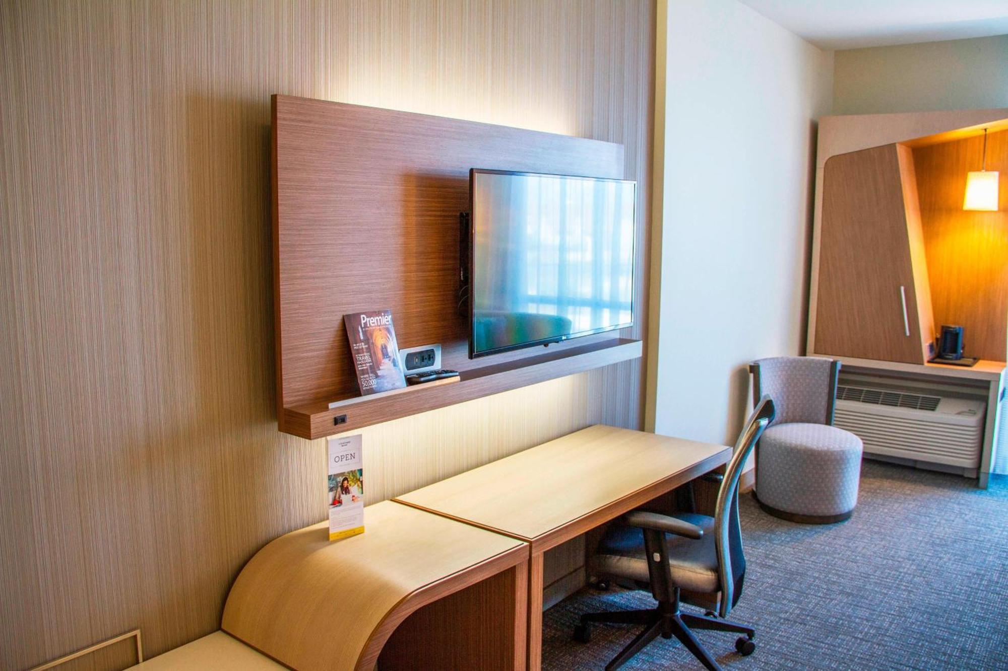 Courtyard By Marriott Walton Beach-west Destin Hotel Fort Walton Beach