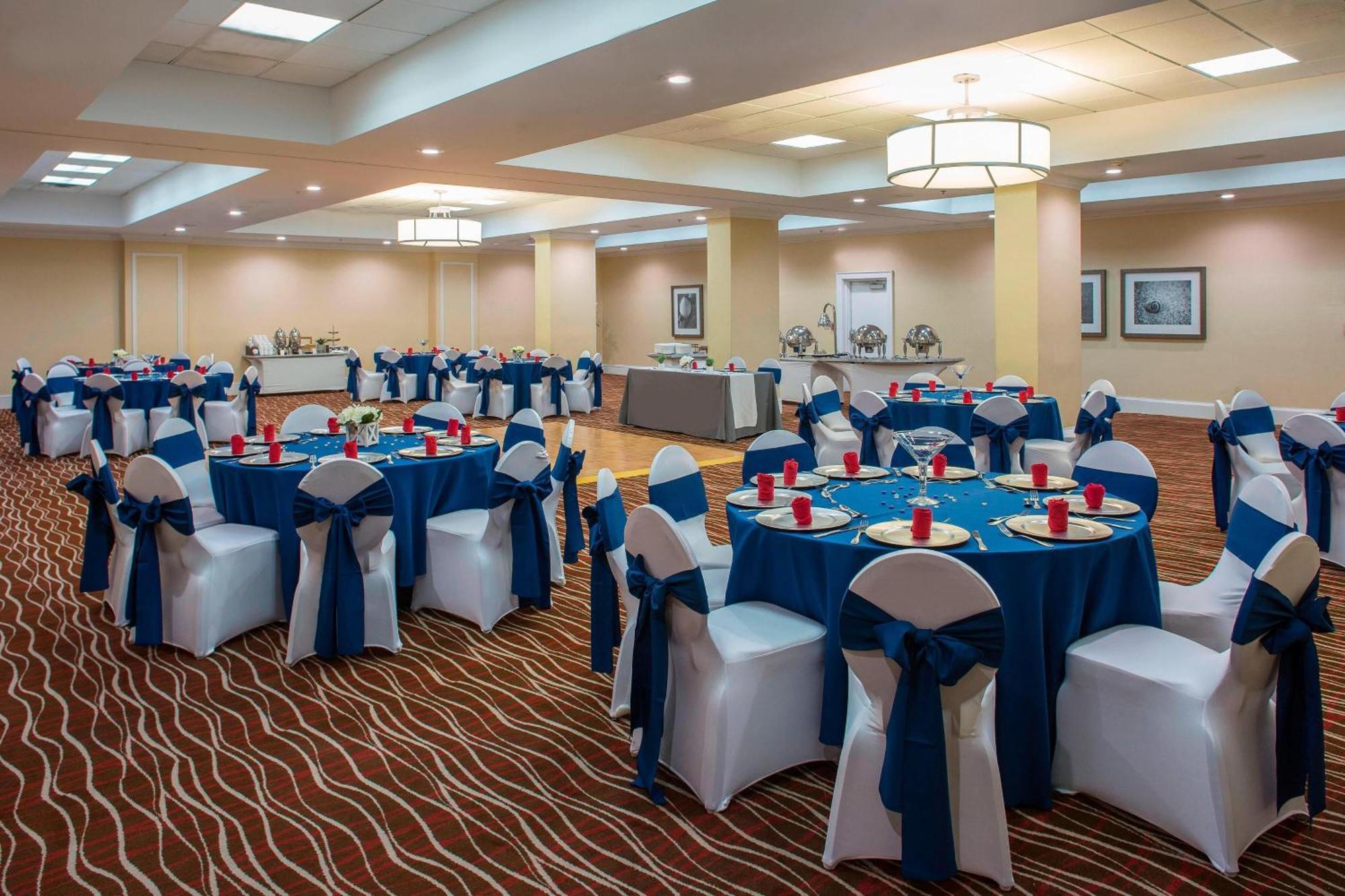Hotel Four Points By Sheraton Airport Westshore