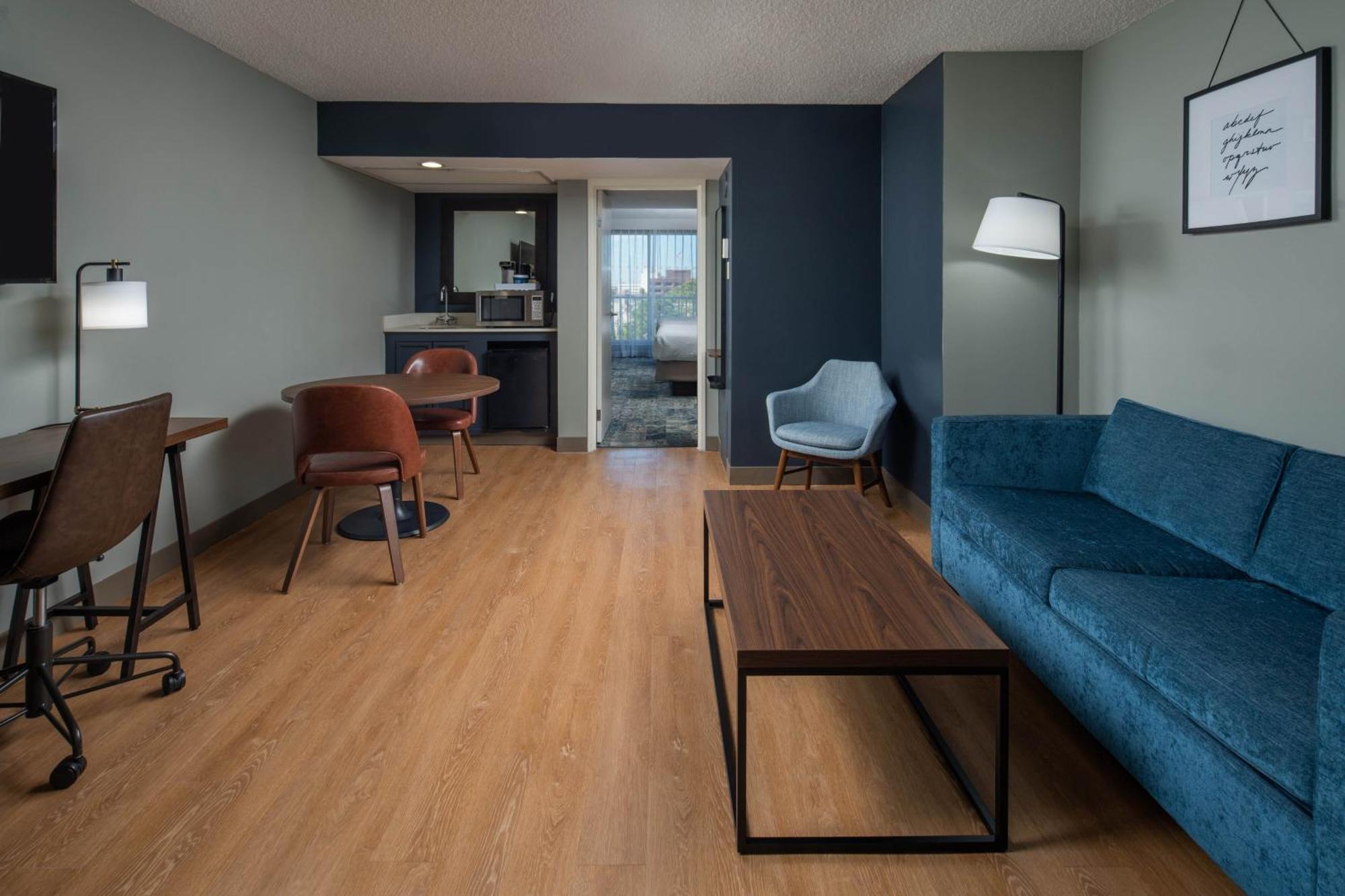 Four Points By Sheraton Airport Westshore