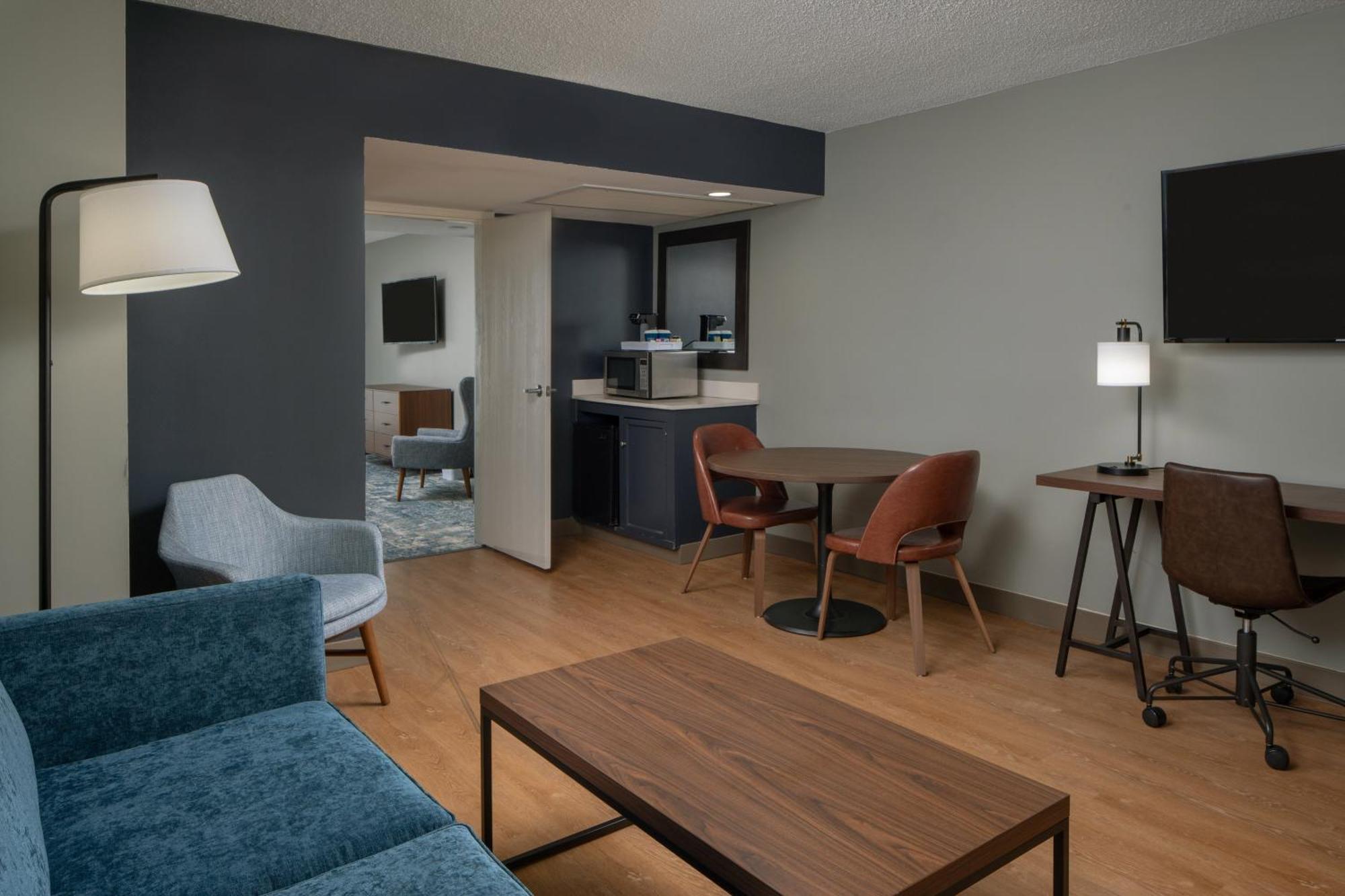 Four Points By Sheraton Airport Westshore