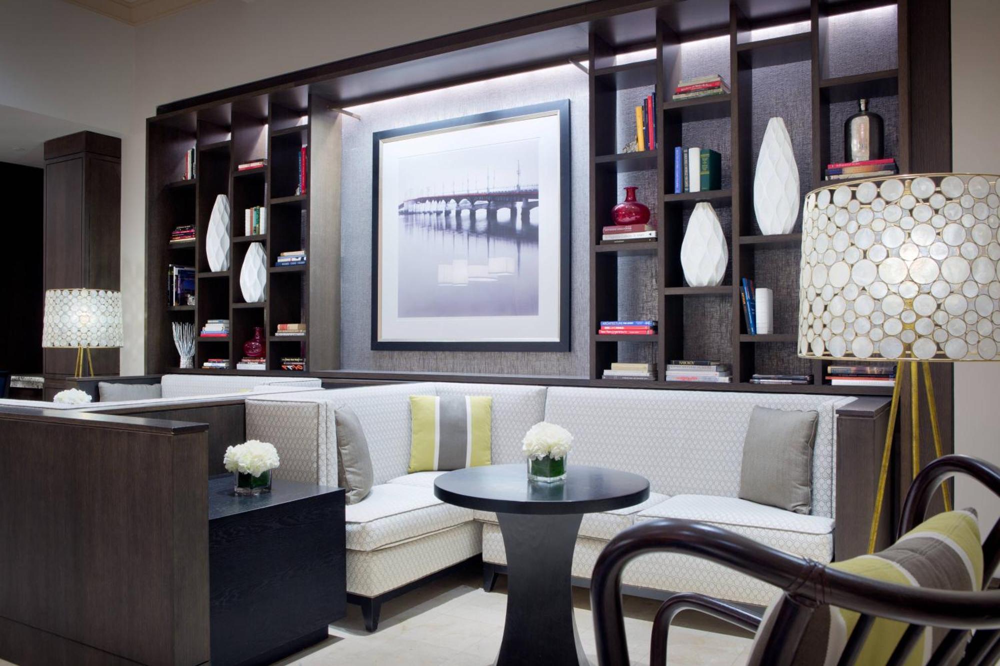 Marriott At Boca Center 4*