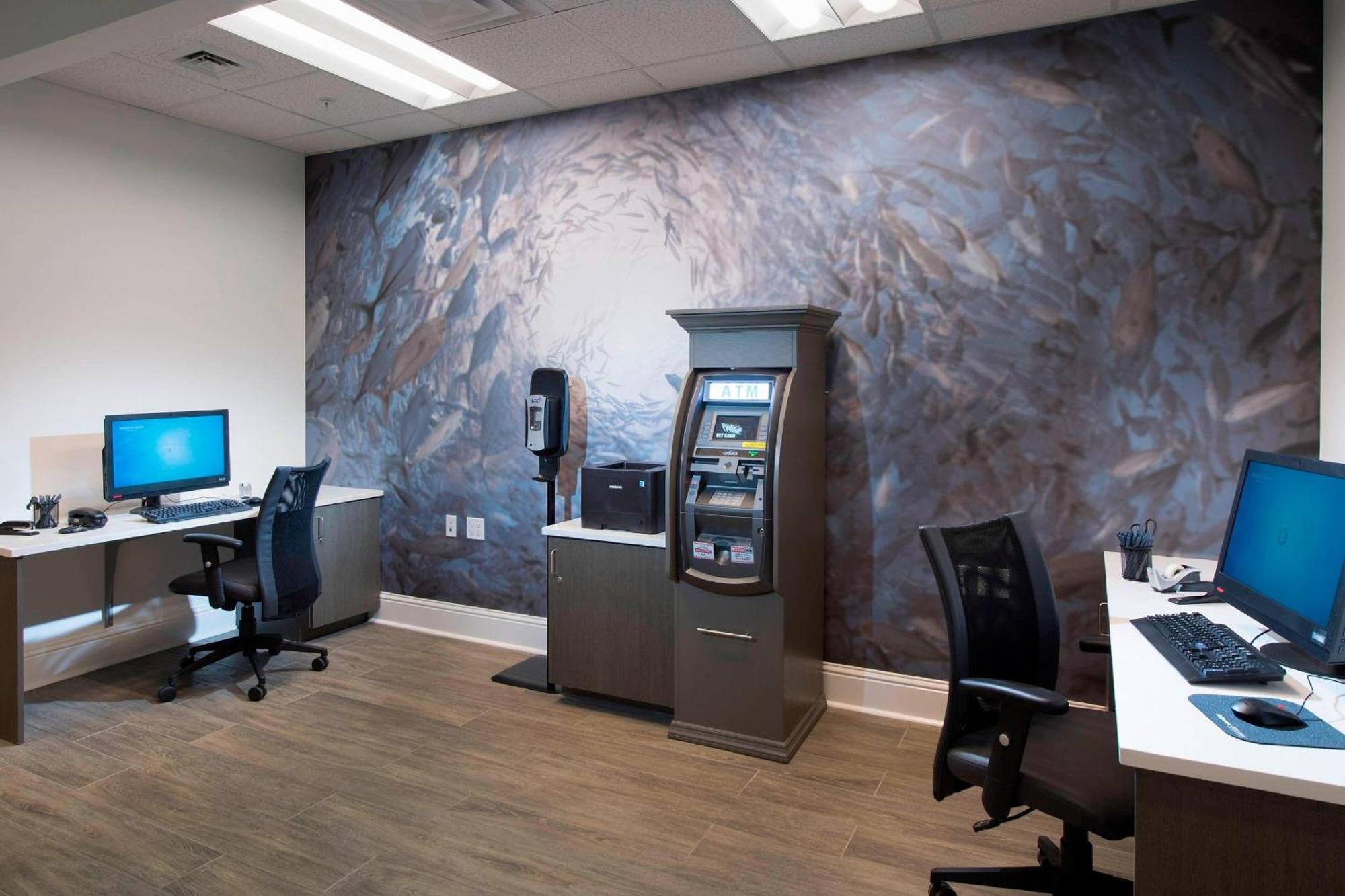 Springhill By Marriott Hotel 4*