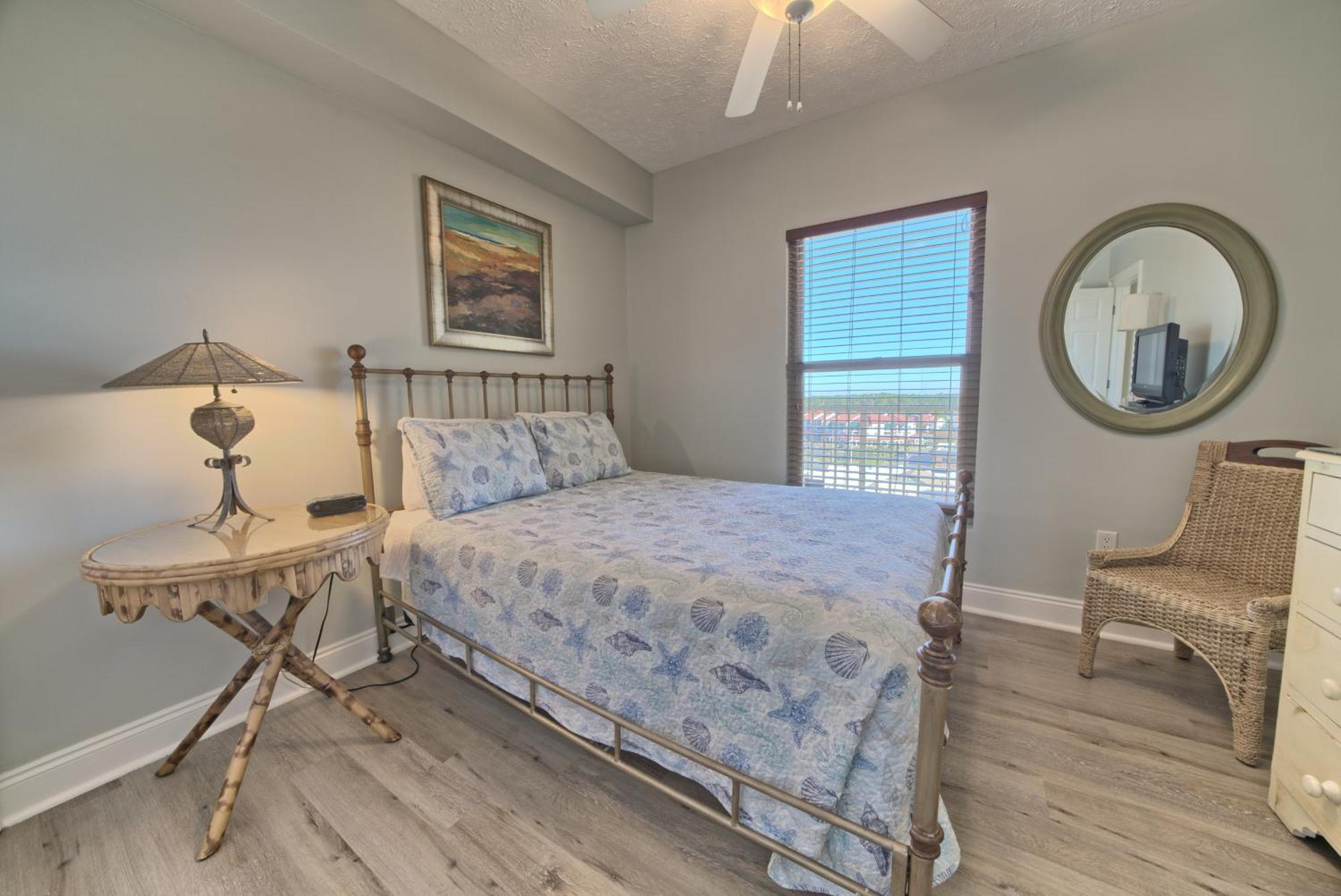 Tropical Gulf Front With Picnic Area & Grills - Unit 0802 Panama City Beach