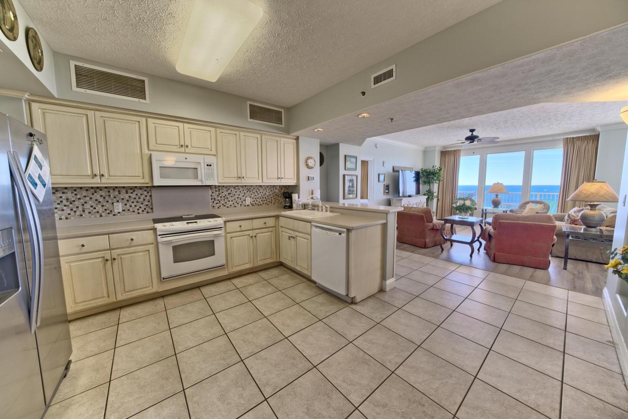 Apartment Tropical Gulf Front With Picnic Area & Grills - Unit 0802 Panama City Beach