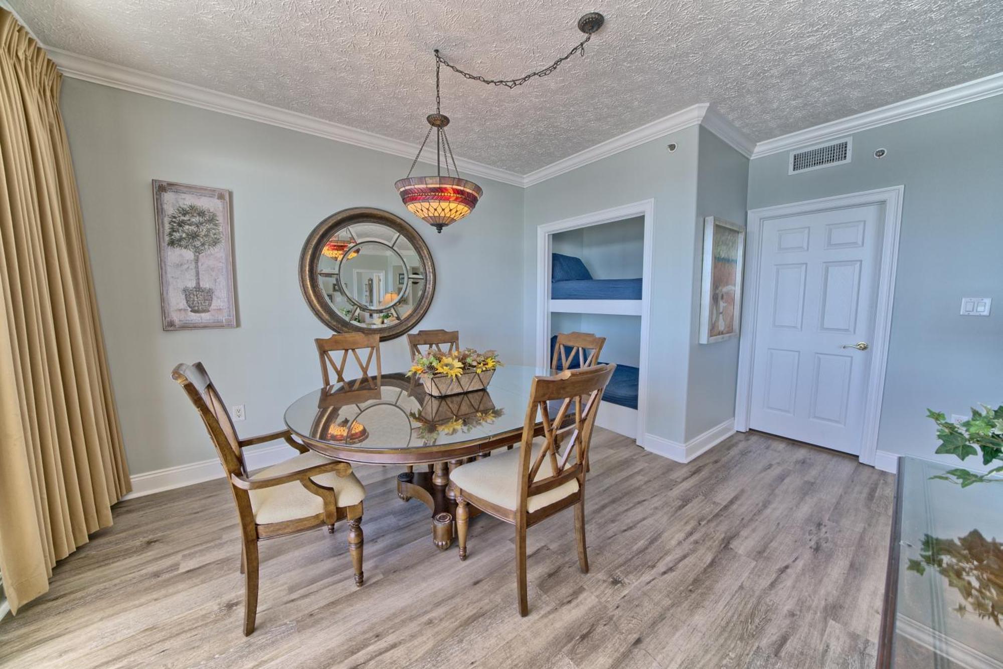 Tropical Gulf Front With Picnic Area & Grills - Unit 0802 Apartment
