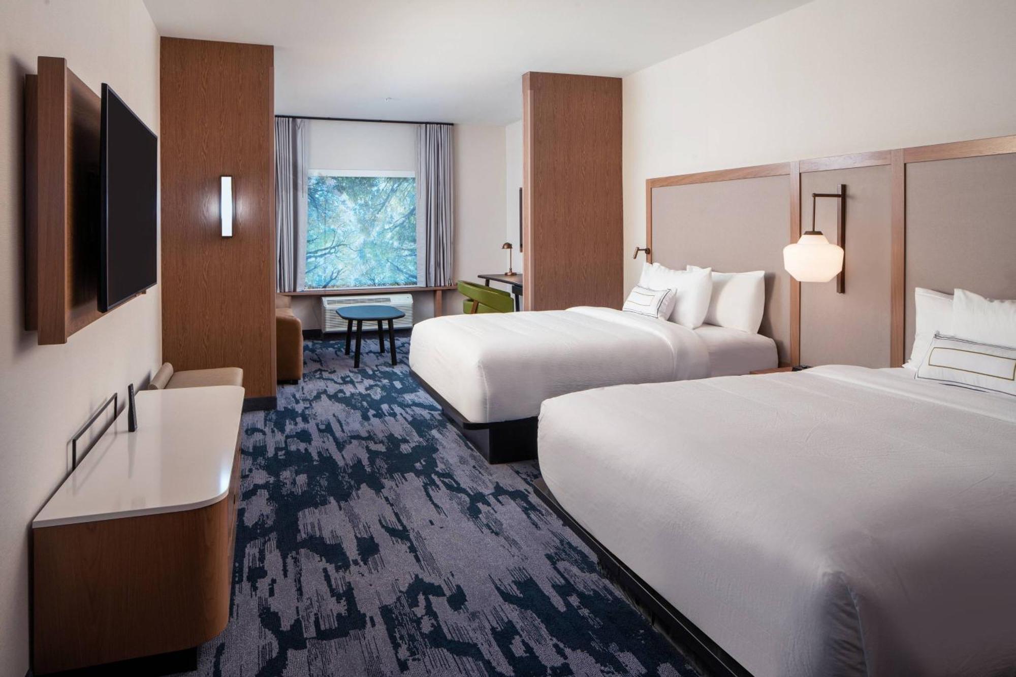 Fairfield By Marriott & Pensacola Pine Forest 3*