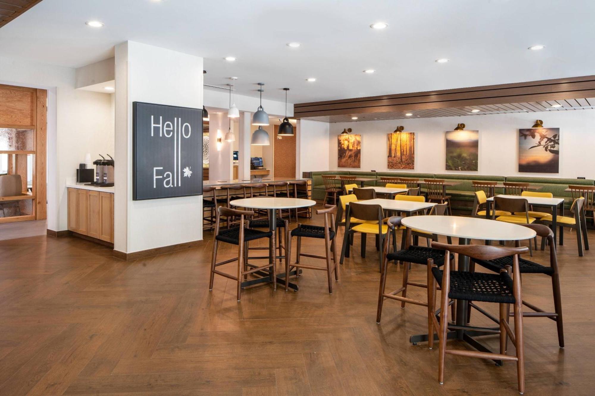 Fairfield By Marriott & Pine Forest Pensacola