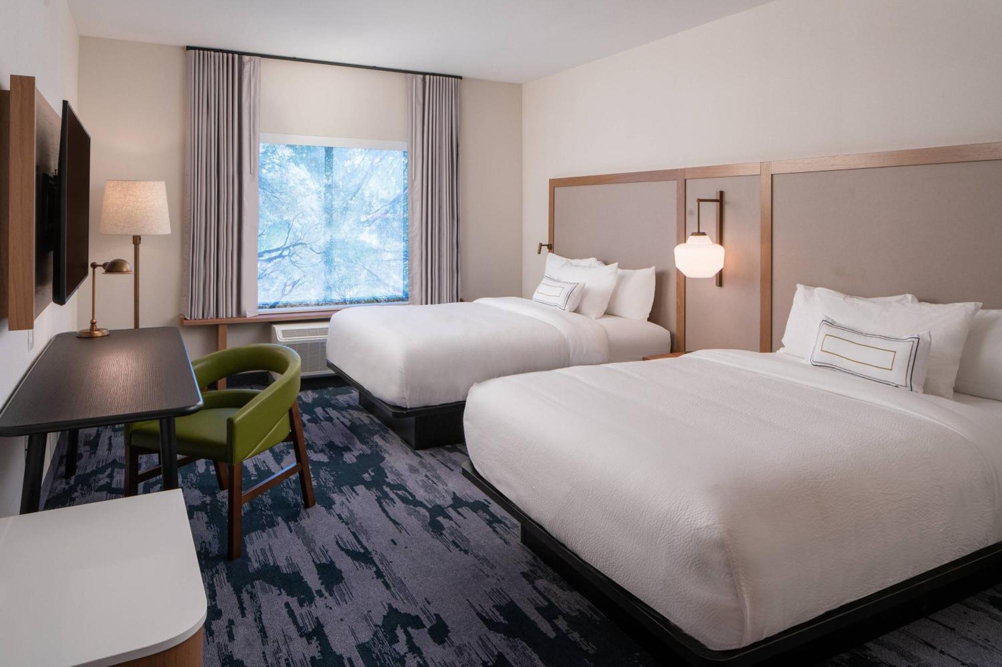 Fairfield By Marriott & Pine Forest Hotel Pensacola