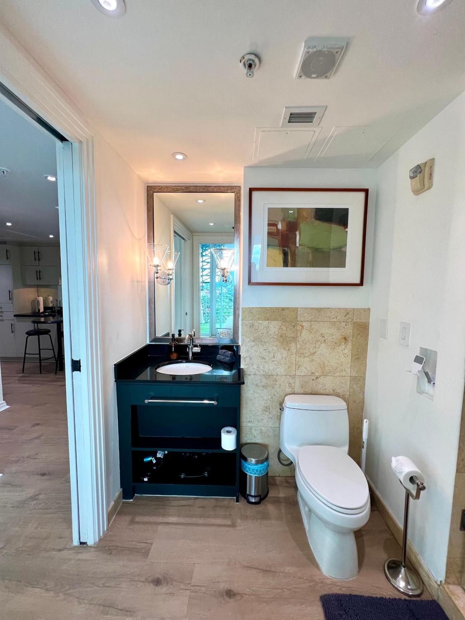 Aparthotel Boutique 3 Min Walk To