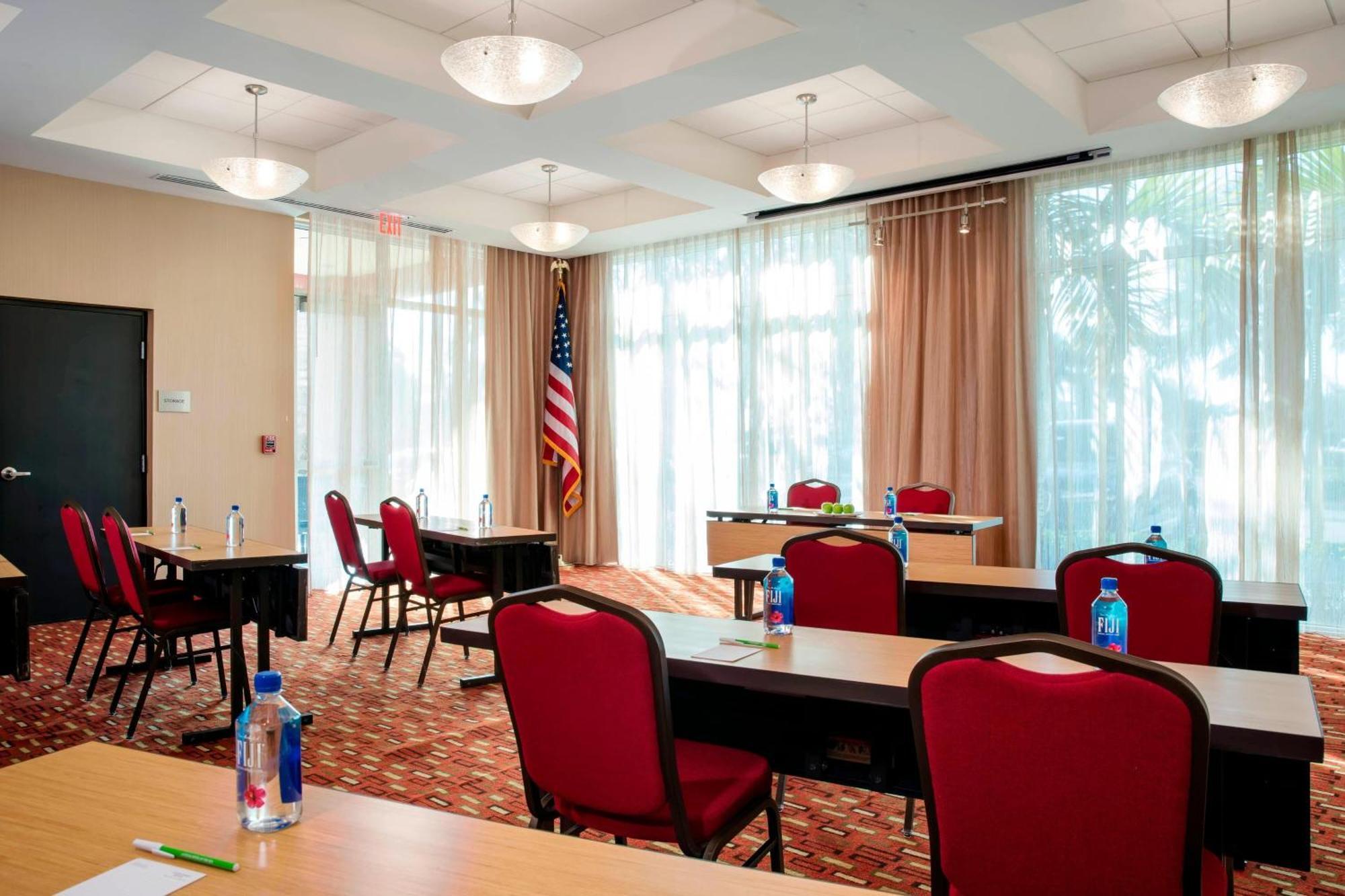 Courtyard By Marriott Miami Hotel Homestead