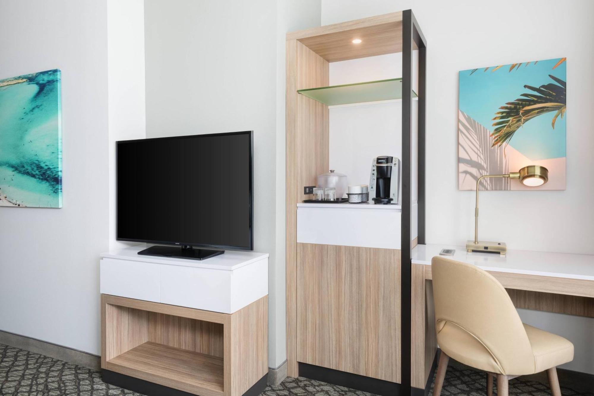 Springhill By Marriott Panama Beachfront Hotel Panama City Beach