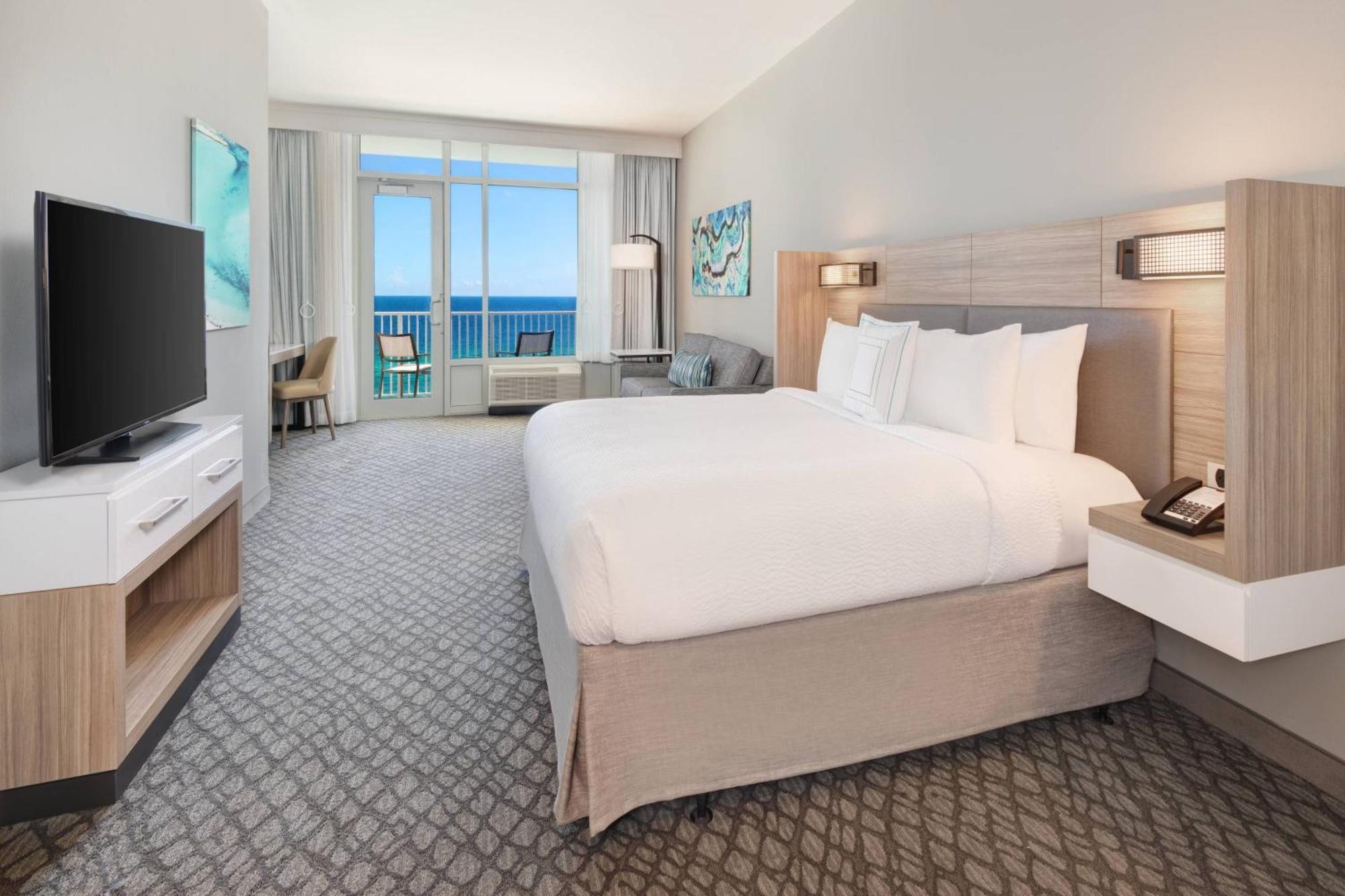 Hotel Springhill By Marriott Panama Beachfront 3*