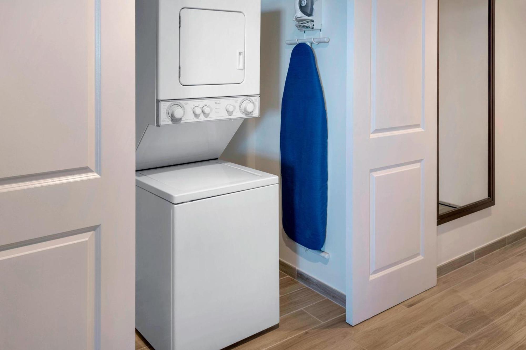 Hotel Lauderdale Pompano Beach/oceanfront