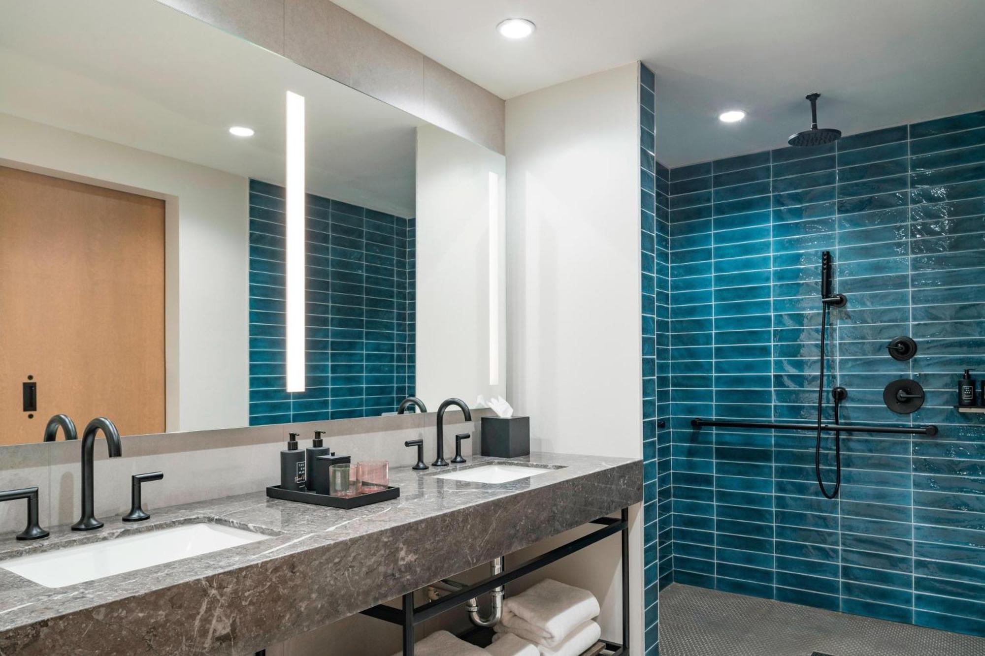 The Dalmar, Lauderdale, A Tribute Portfolio 4*