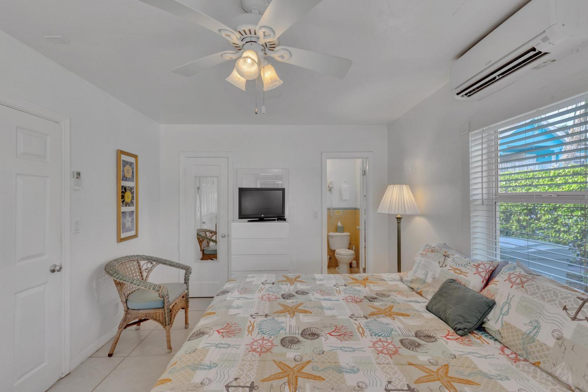 Bahama Club Pompano - Lauderdale - Charming And Cozy & Close To With Pool Aparthotel