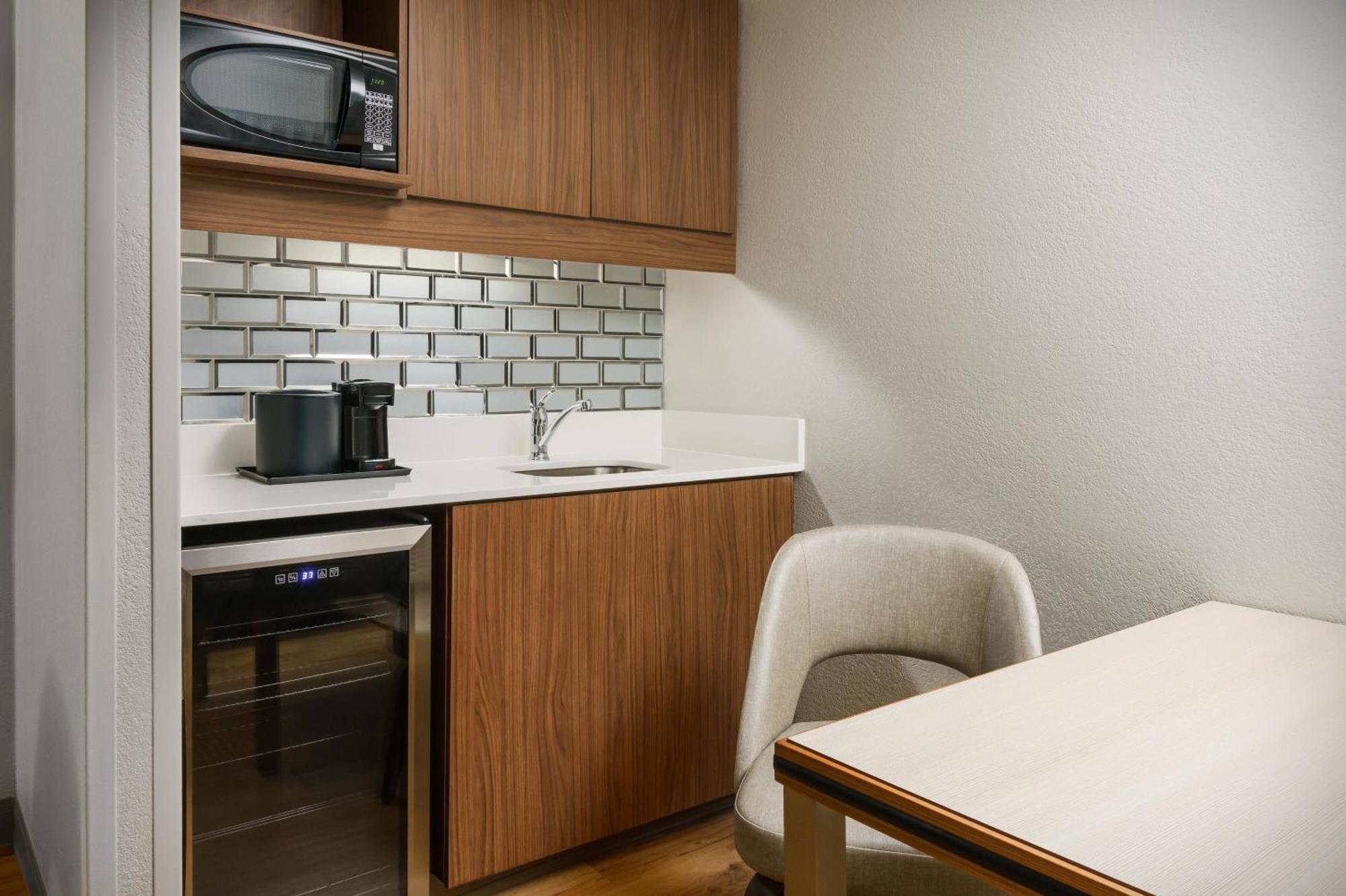 Courtyard By Marriott Orlando Buena Vista At Vista Centre Hotel