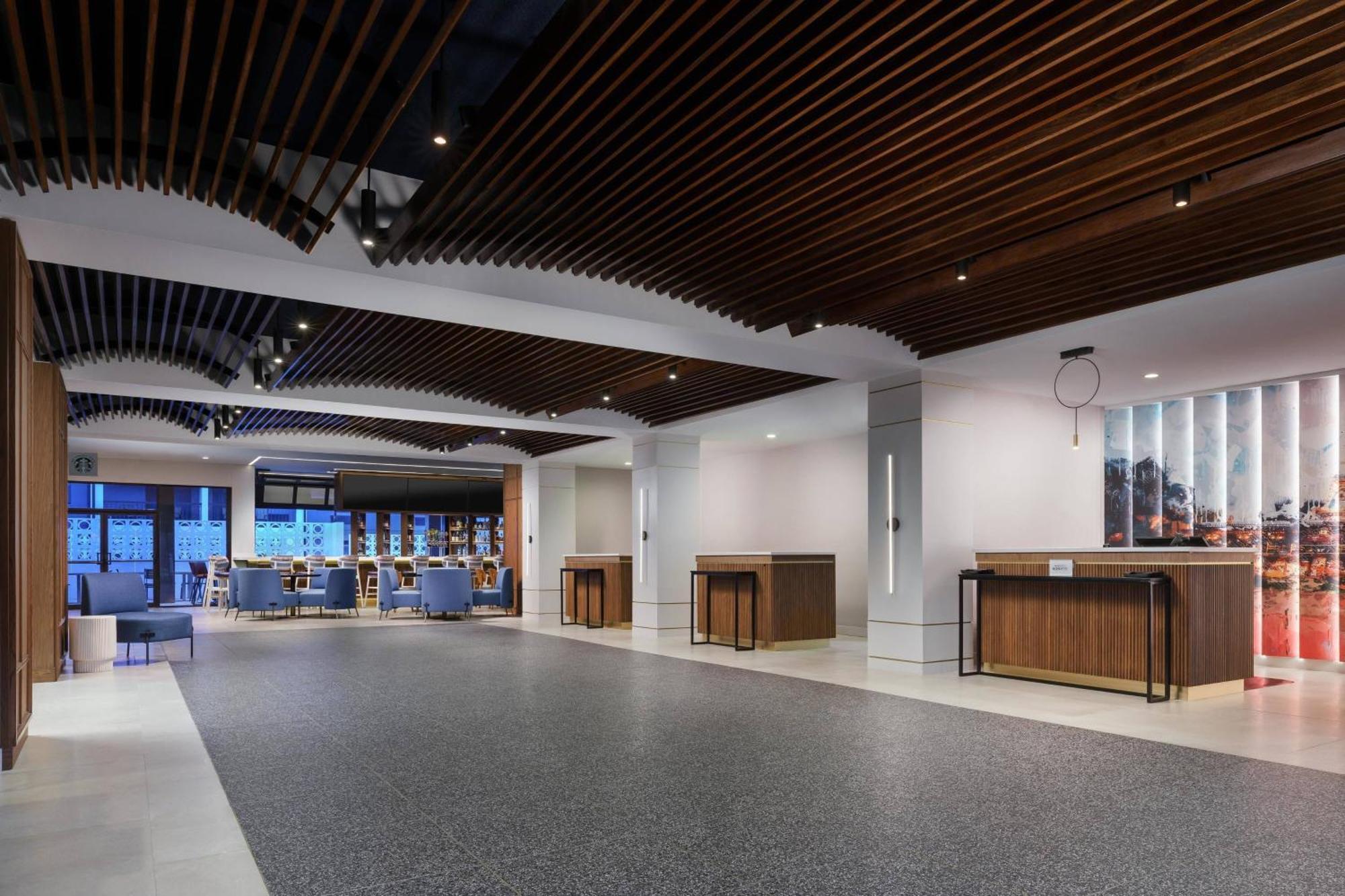 Courtyard By Marriott Orlando Buena Vista At Vista Centre 3*