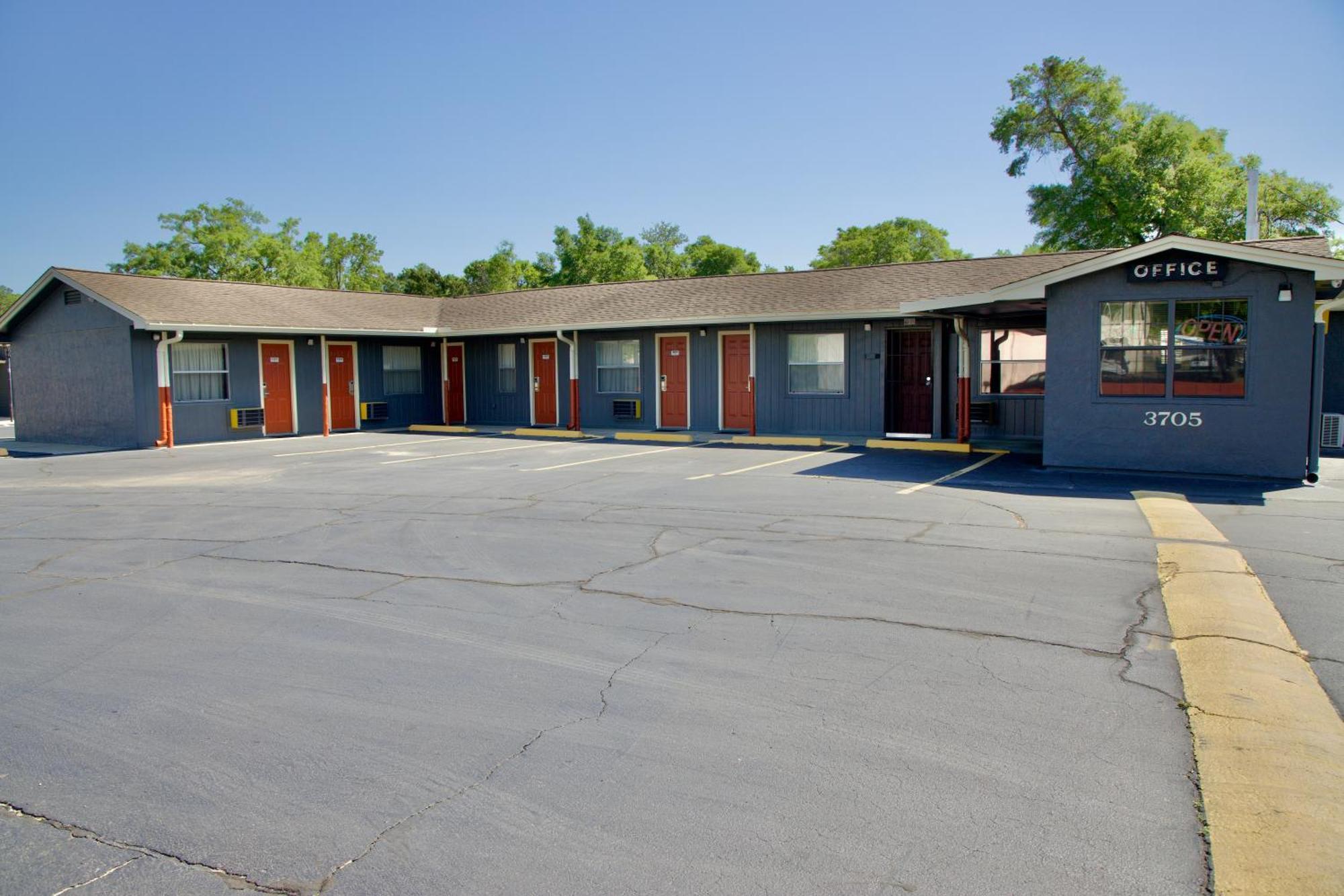 El Camino Motel