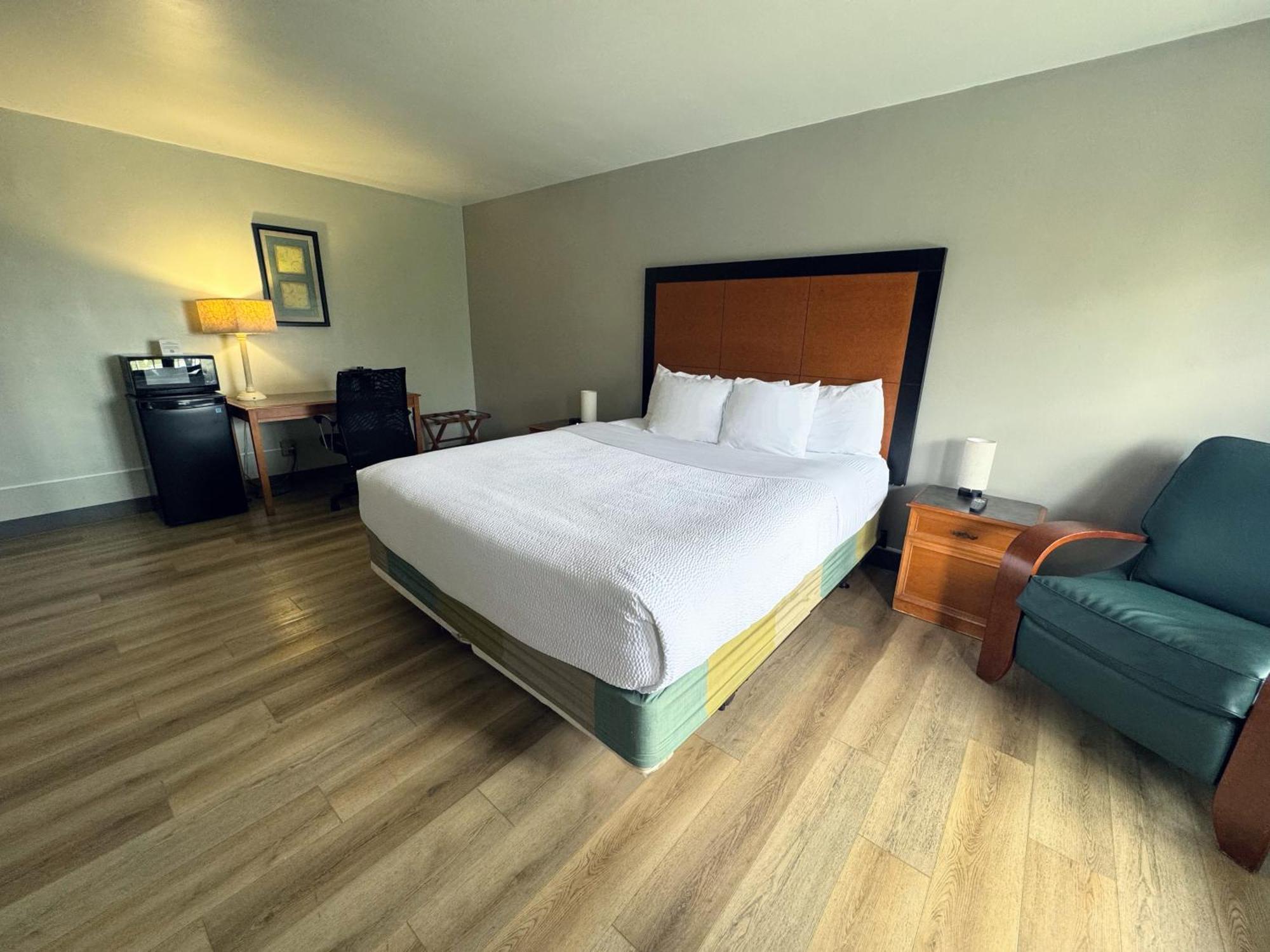 La Quinta Airport Stadium Westshore 3*