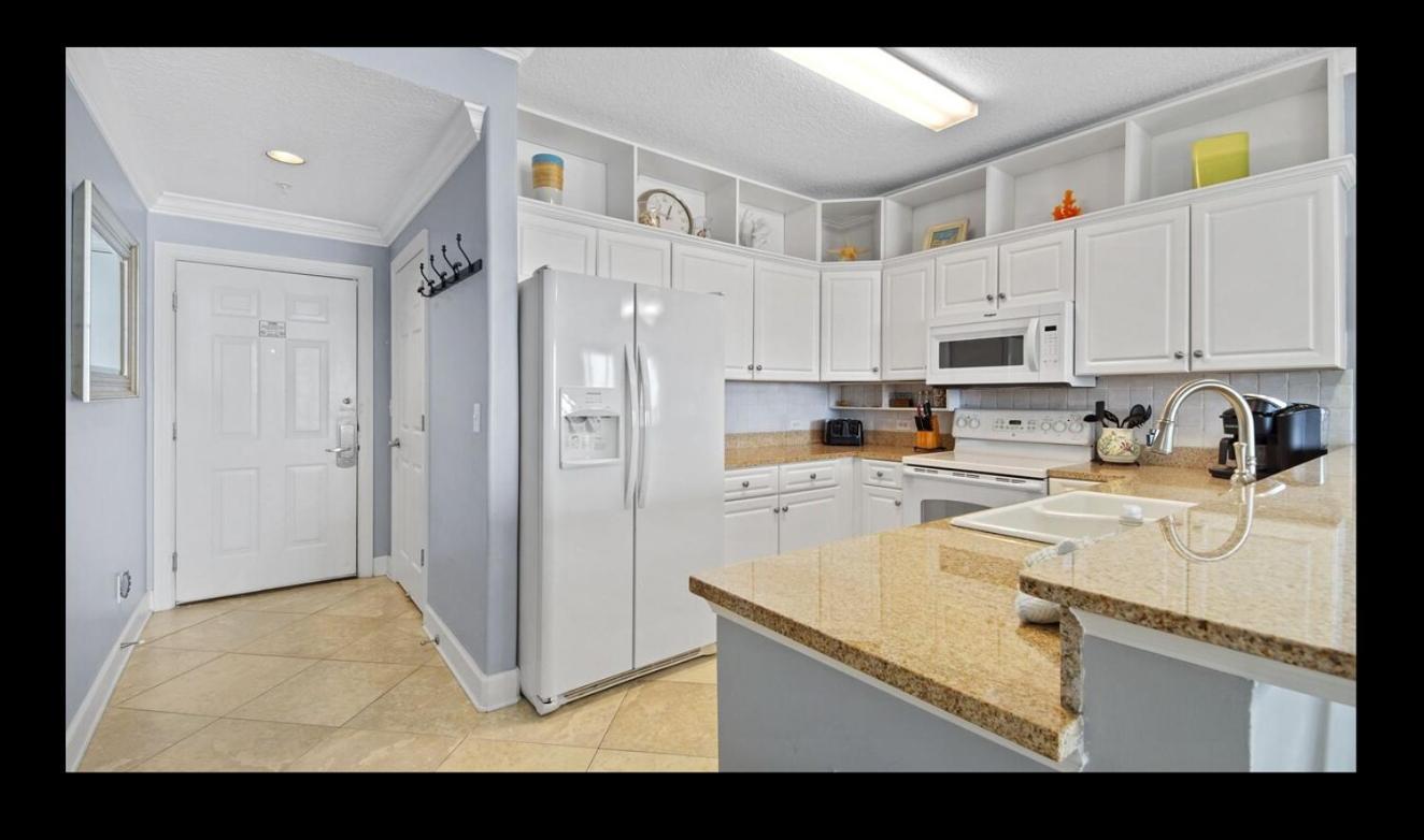 Aparthotel Beautiful Beachfront Views - The Retreat At Emerald Isle Panama City Beach