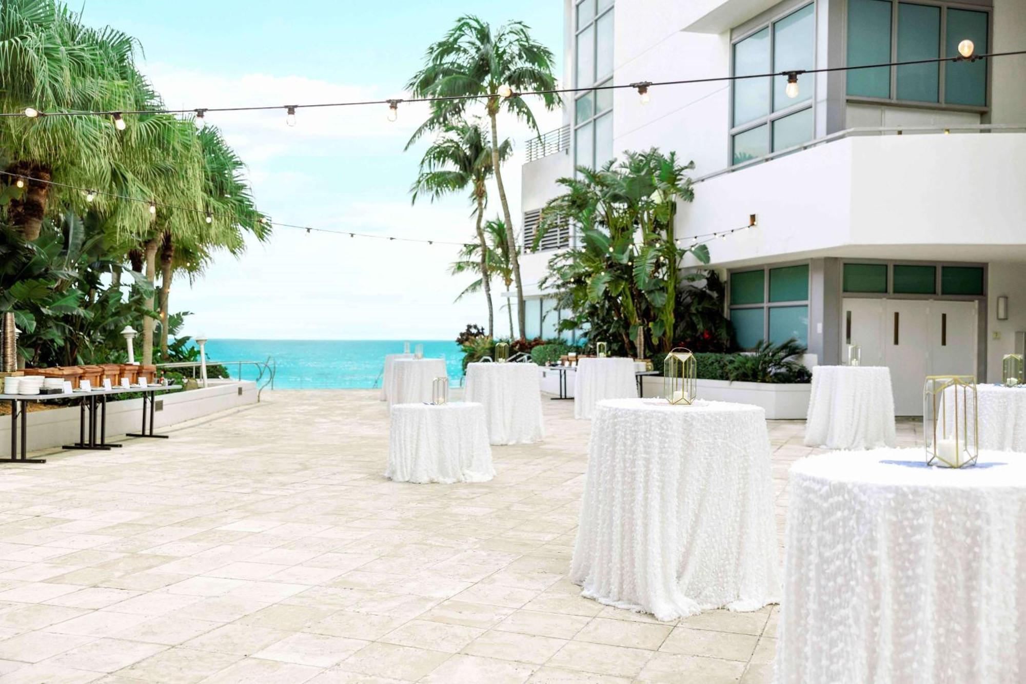 The Diplomat Hollywood, Curio Collection By Hilton Resort 4*