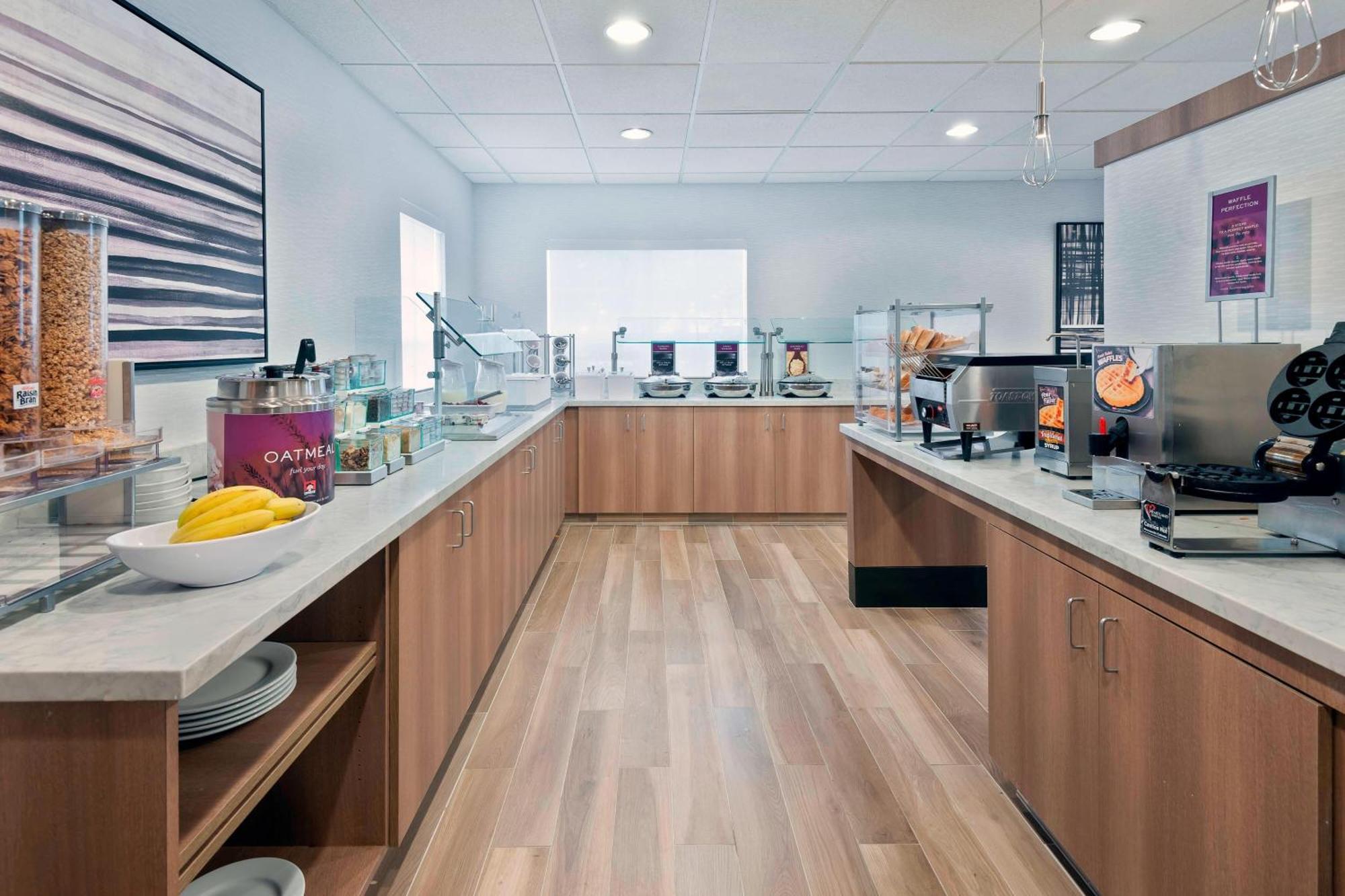 By Marriott Bradenton 3* Sarasota