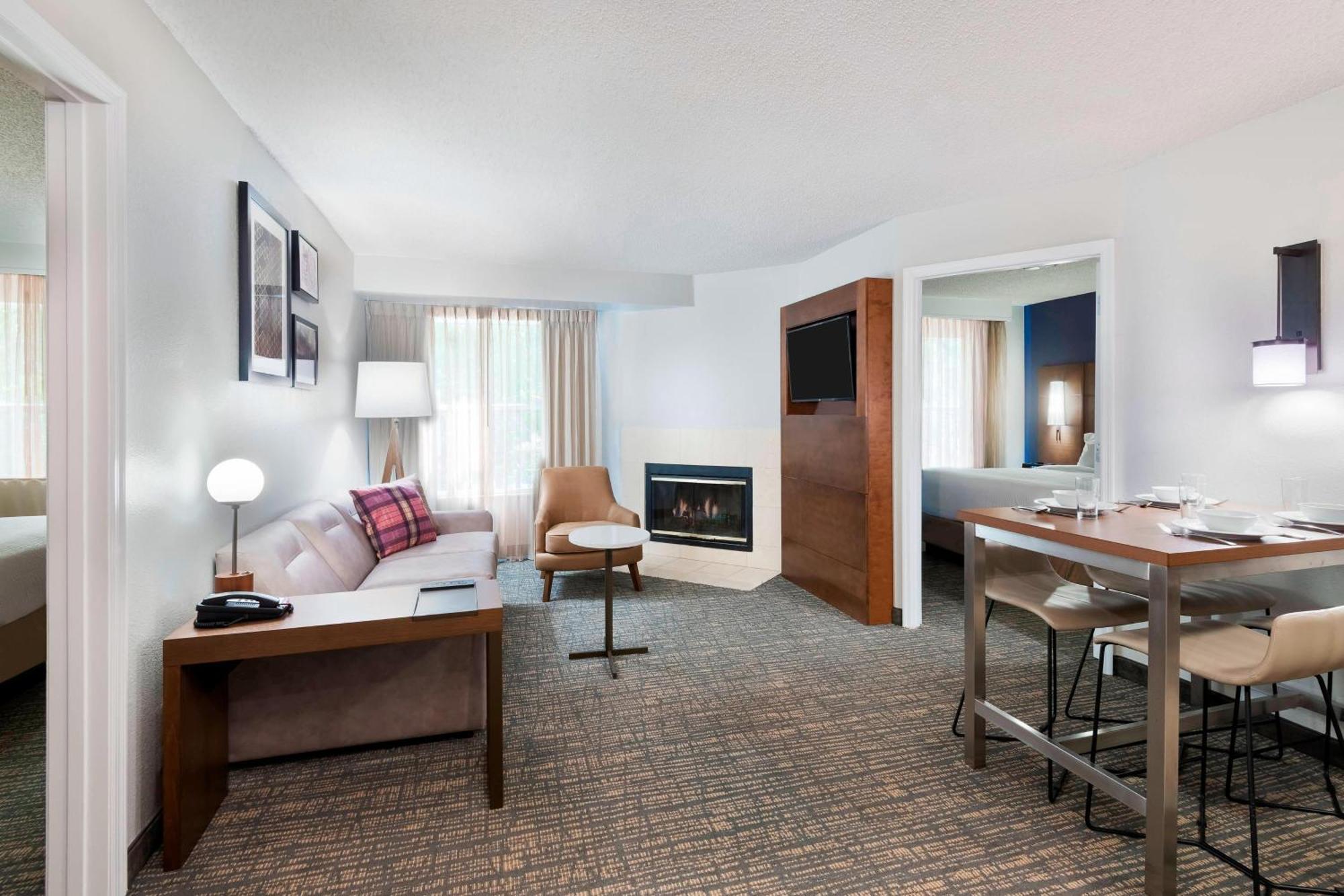By Marriott Bradenton Hotel