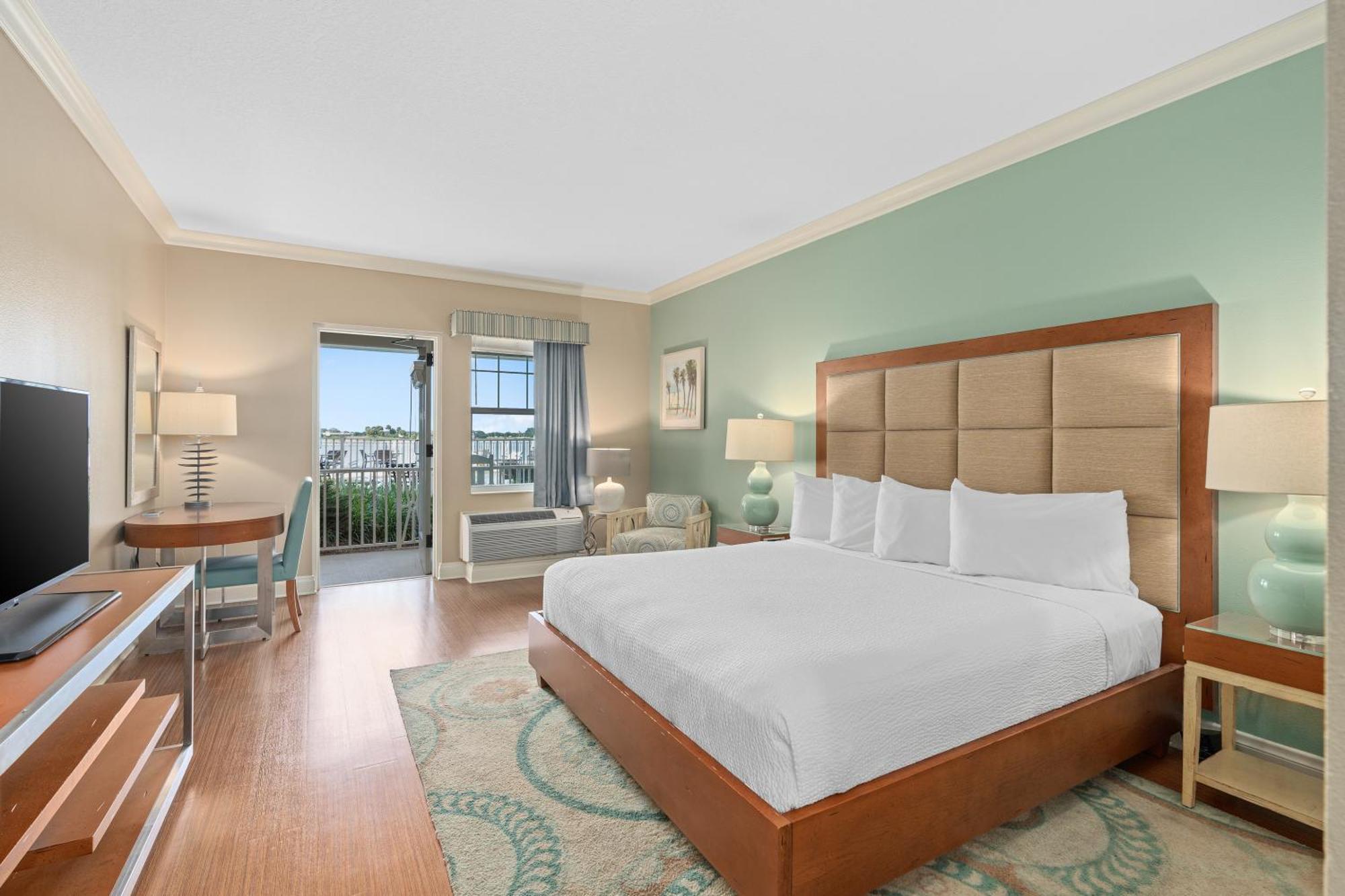 Hotel The Waterfront
