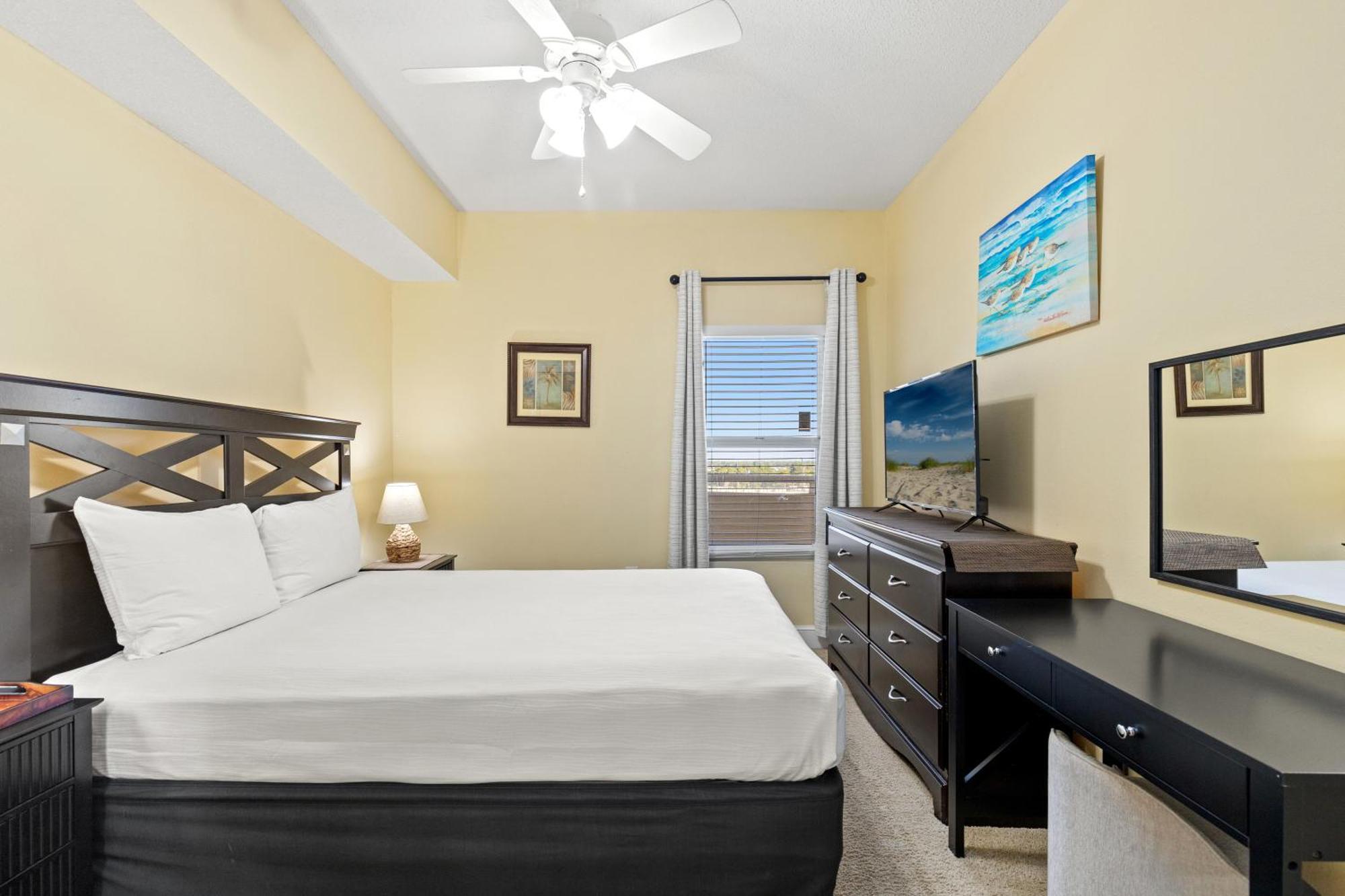 Official Majestic - Over 60 Units - Ocean Front, Panama Beach, Fl Resort