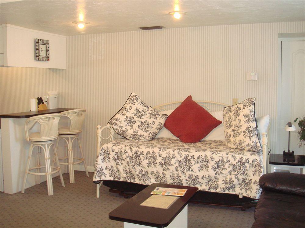 Shell Hotel 3*