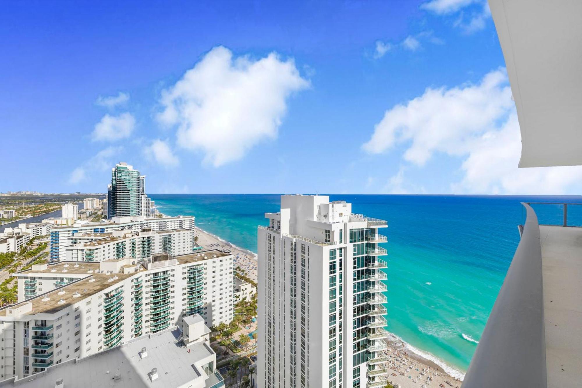 Apartment Amazing Oceanfront Views From 24th Floor!