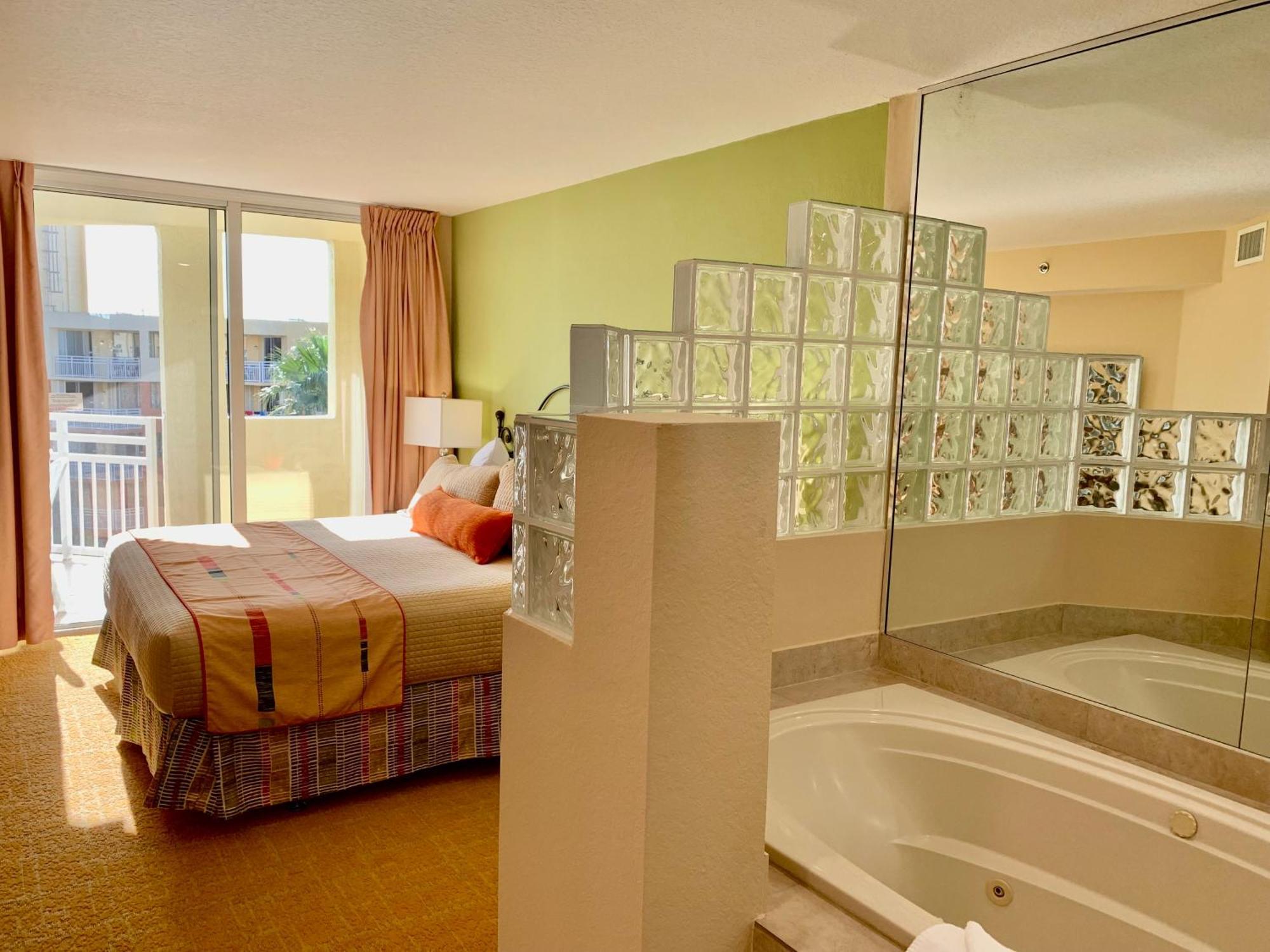 At Bonaventure, Lauderdale Weston