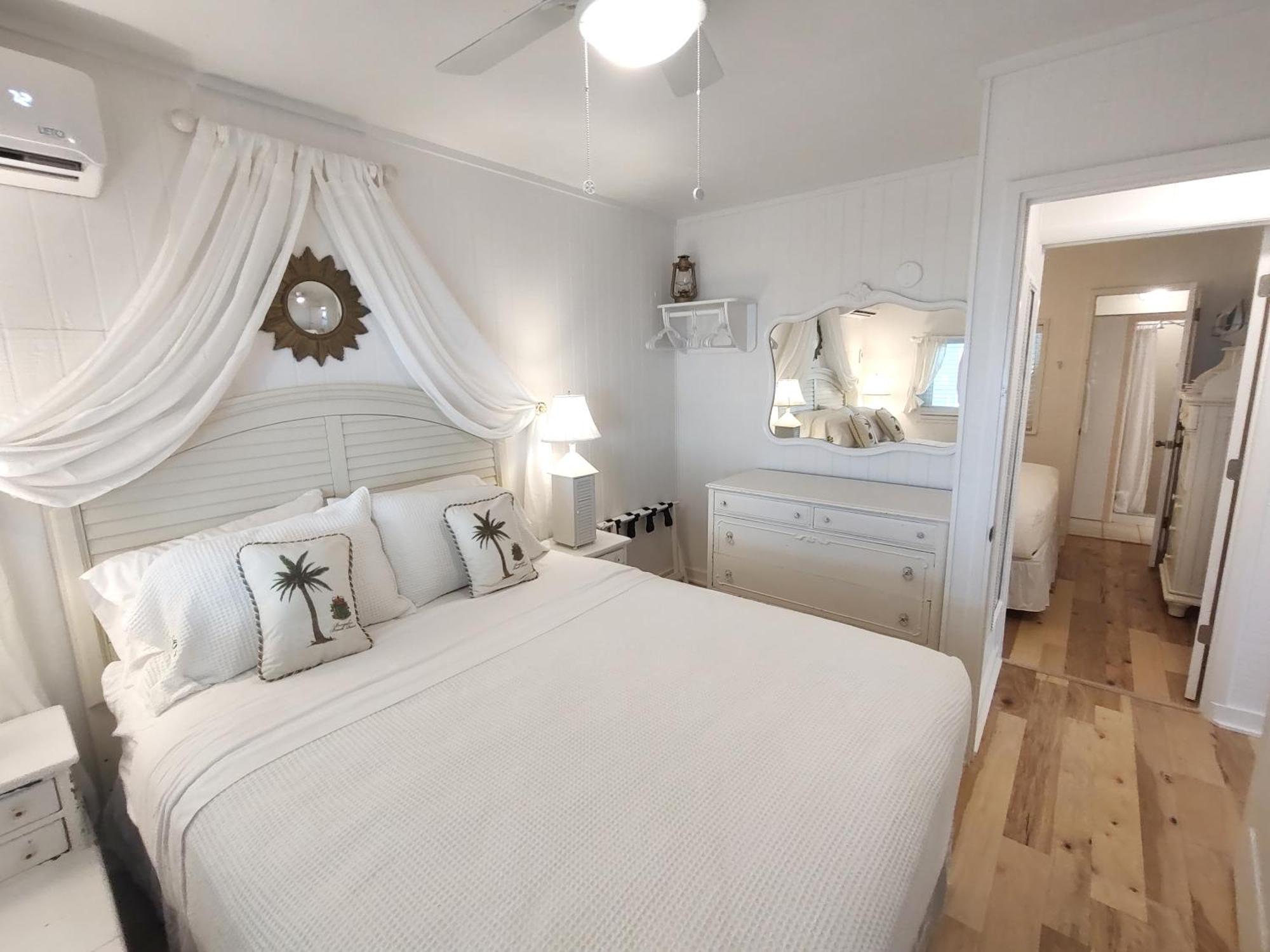Bungalow Beach Resort