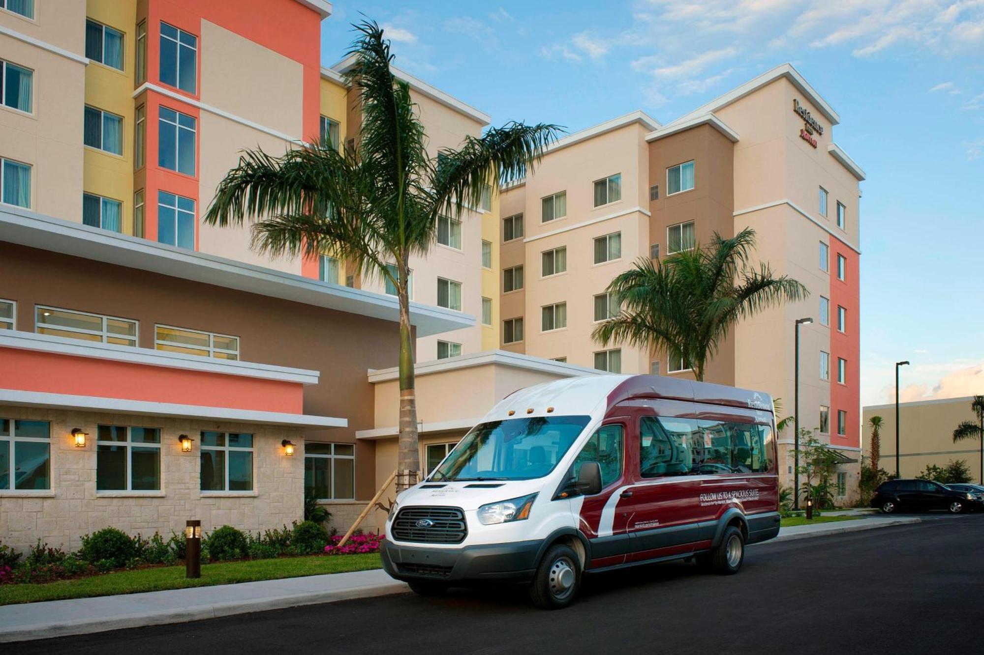 By Marriott Miami Airport West/doral Hotel