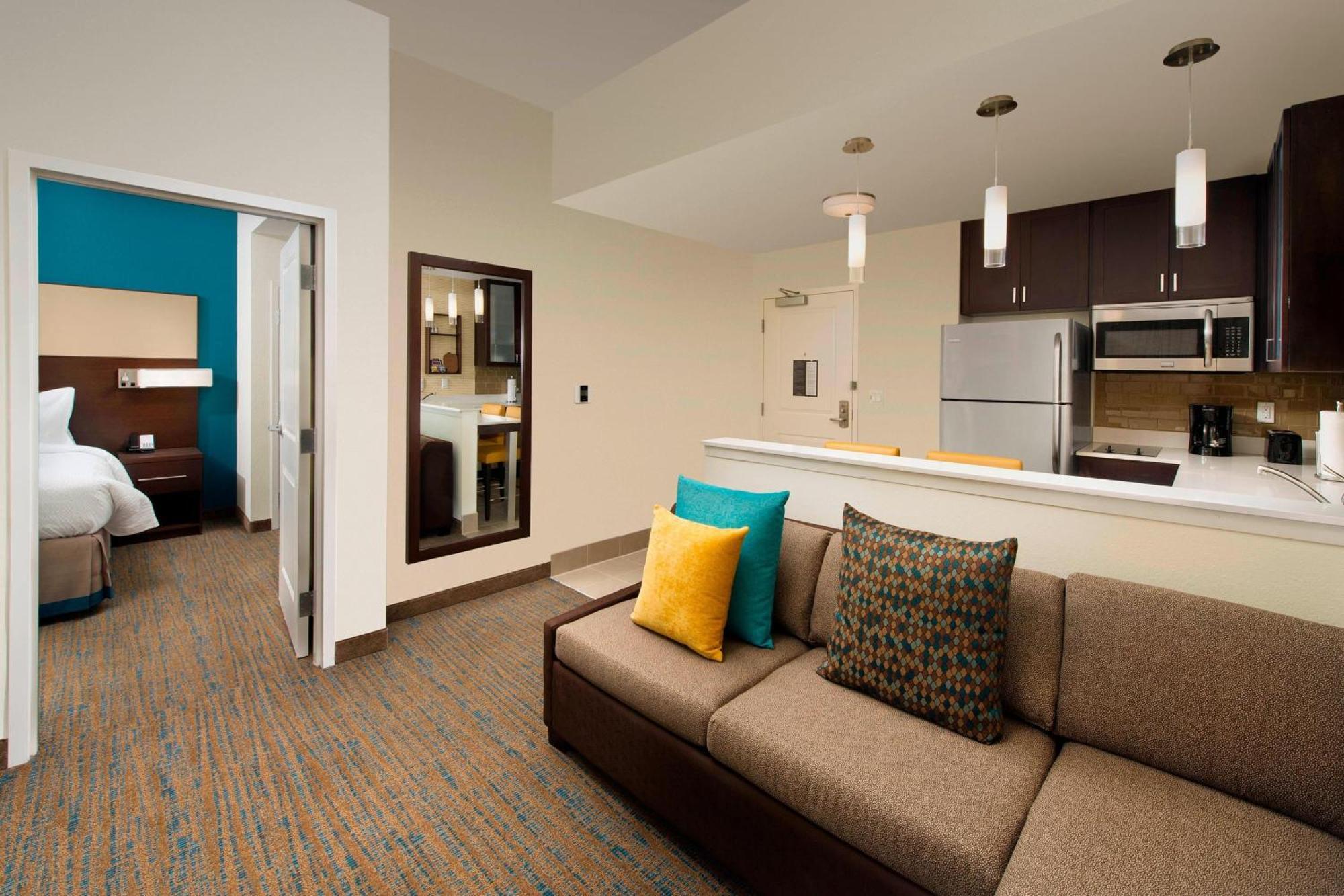 By Marriott Miami Airport West/doral Hotel 3*