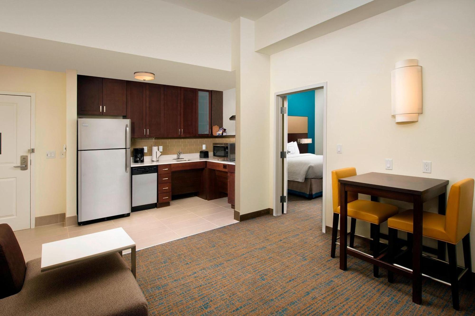 By Marriott Miami Airport West/doral 3* Doral