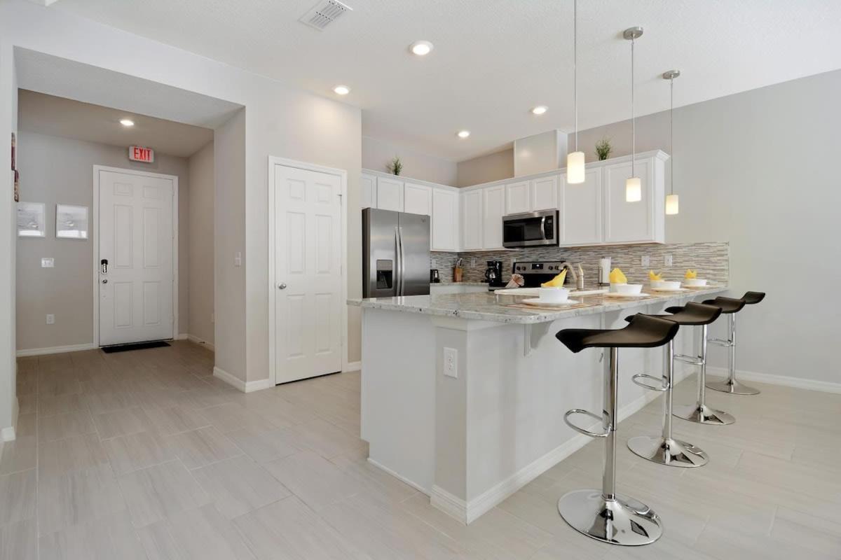 Four Bedrooms Townhome 5130 Holiday home *