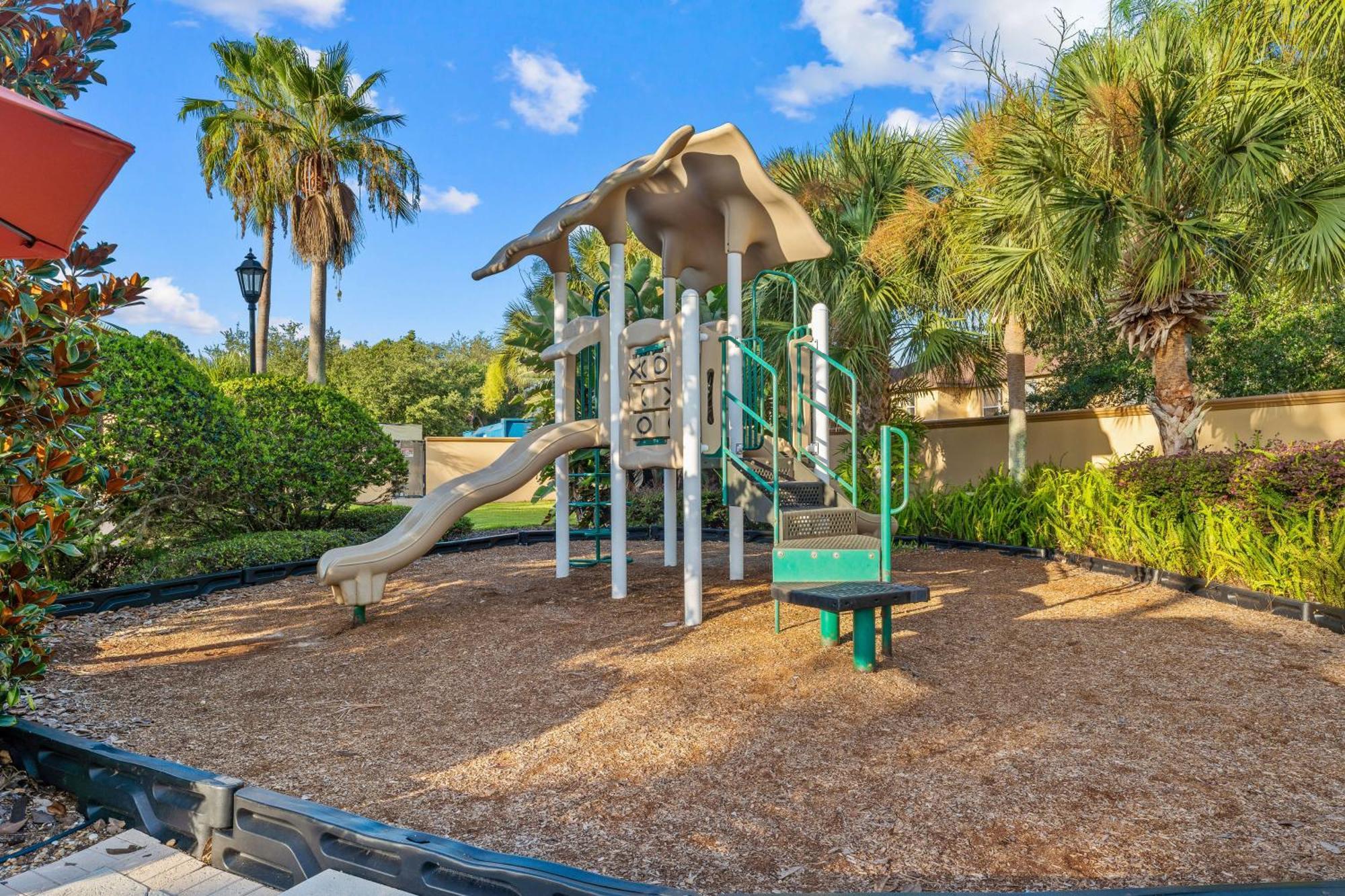 Holiday home New Townhome In Regal Palms With Water Park And Luxury Design *