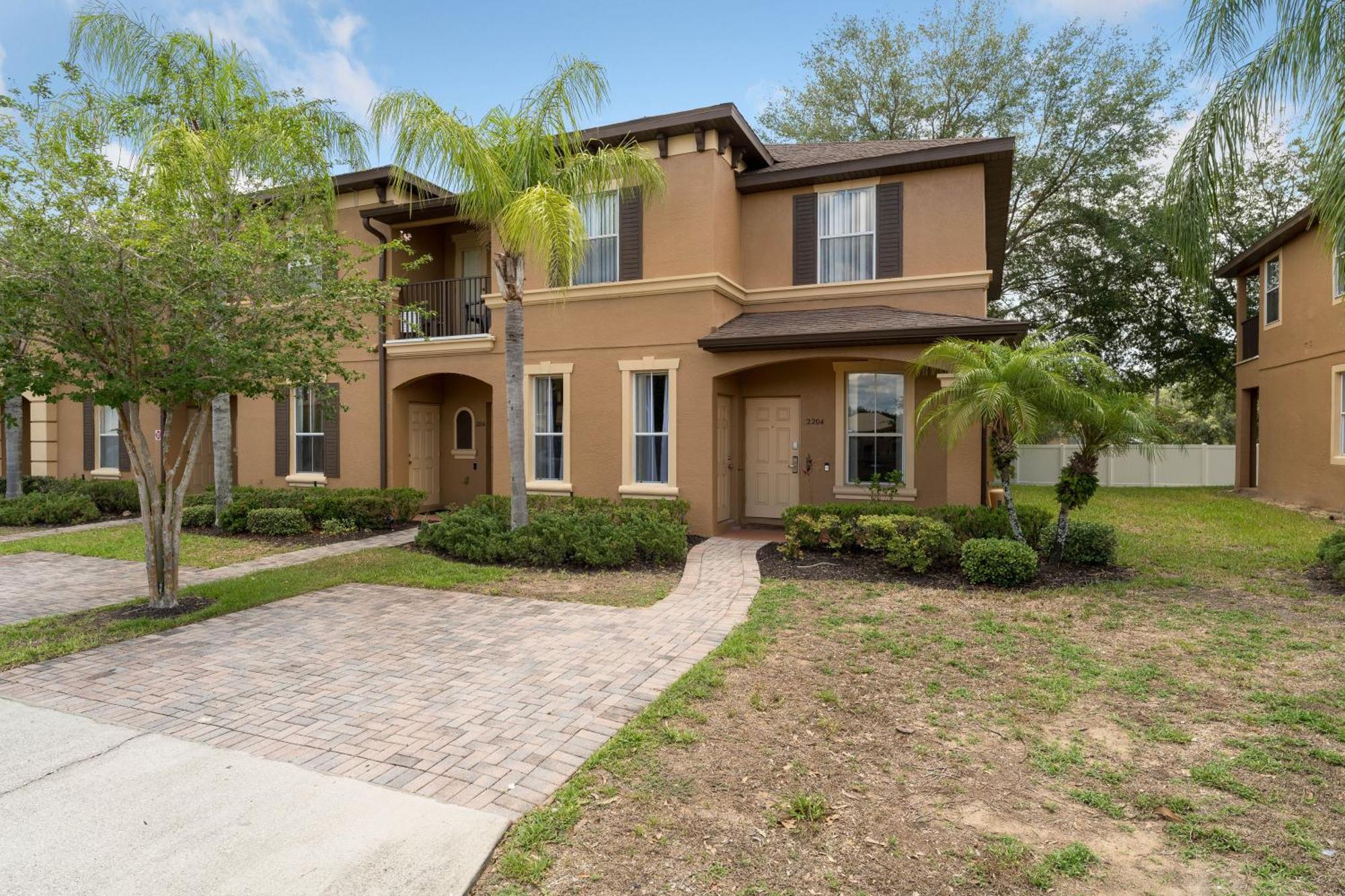Holiday home New Townhome In Regal Palms With Water Park And Luxury Design *