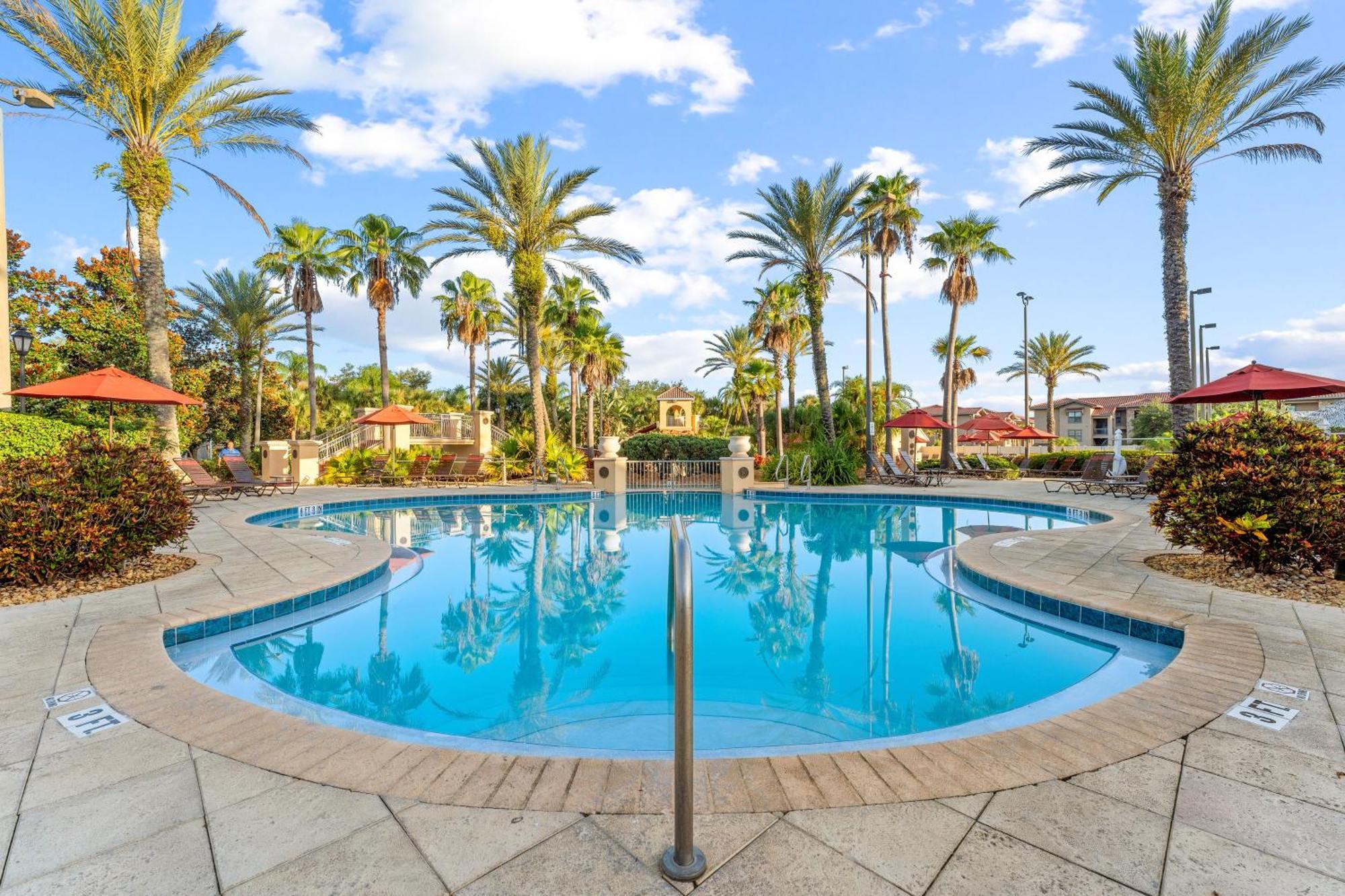 New Townhome In Regal Palms With Water Park And Luxury Design Holiday home