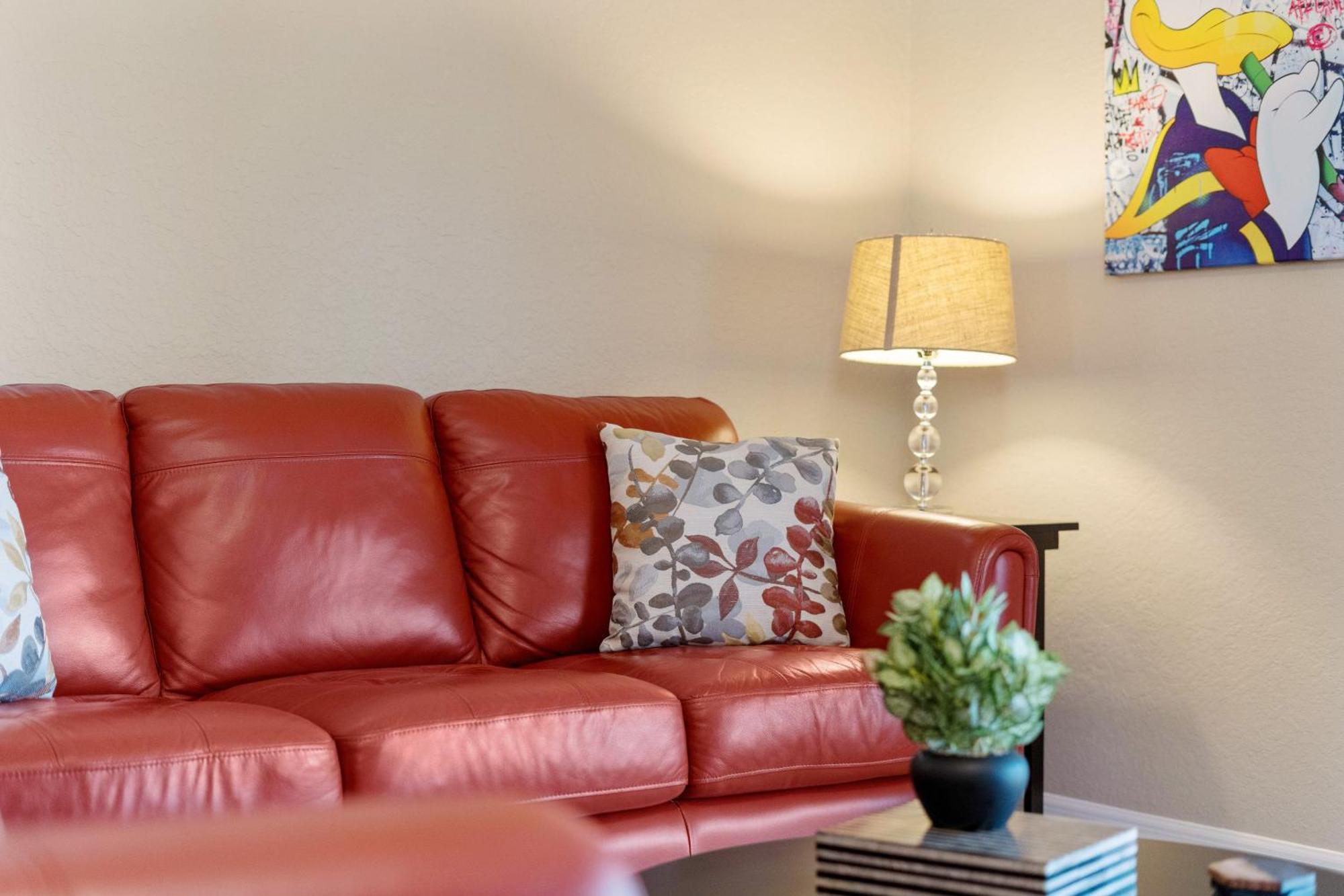 Holiday home New Townhome In Regal Palms With Water Park And Luxury Design