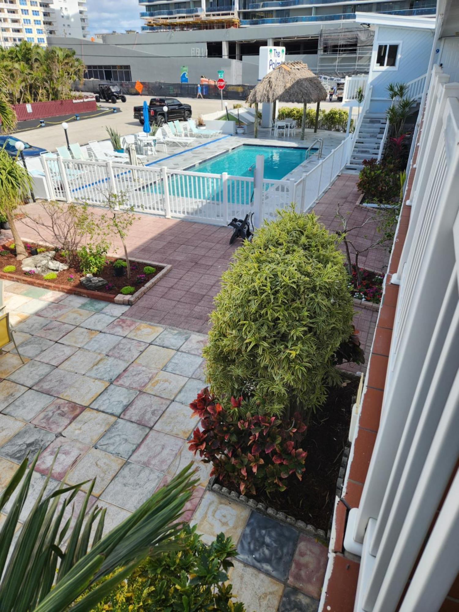 The Palms On Ocean 2*