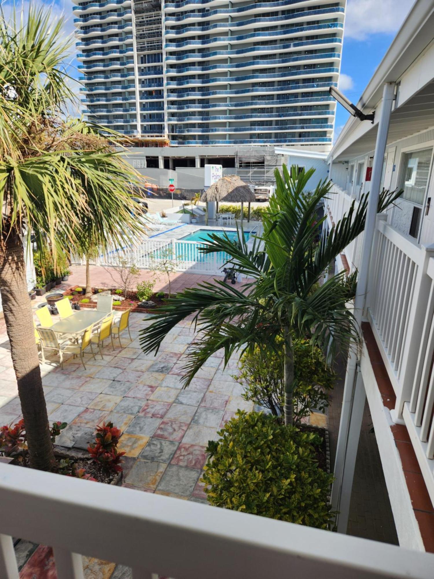 The Palms On Ocean 2* Pompano Beach